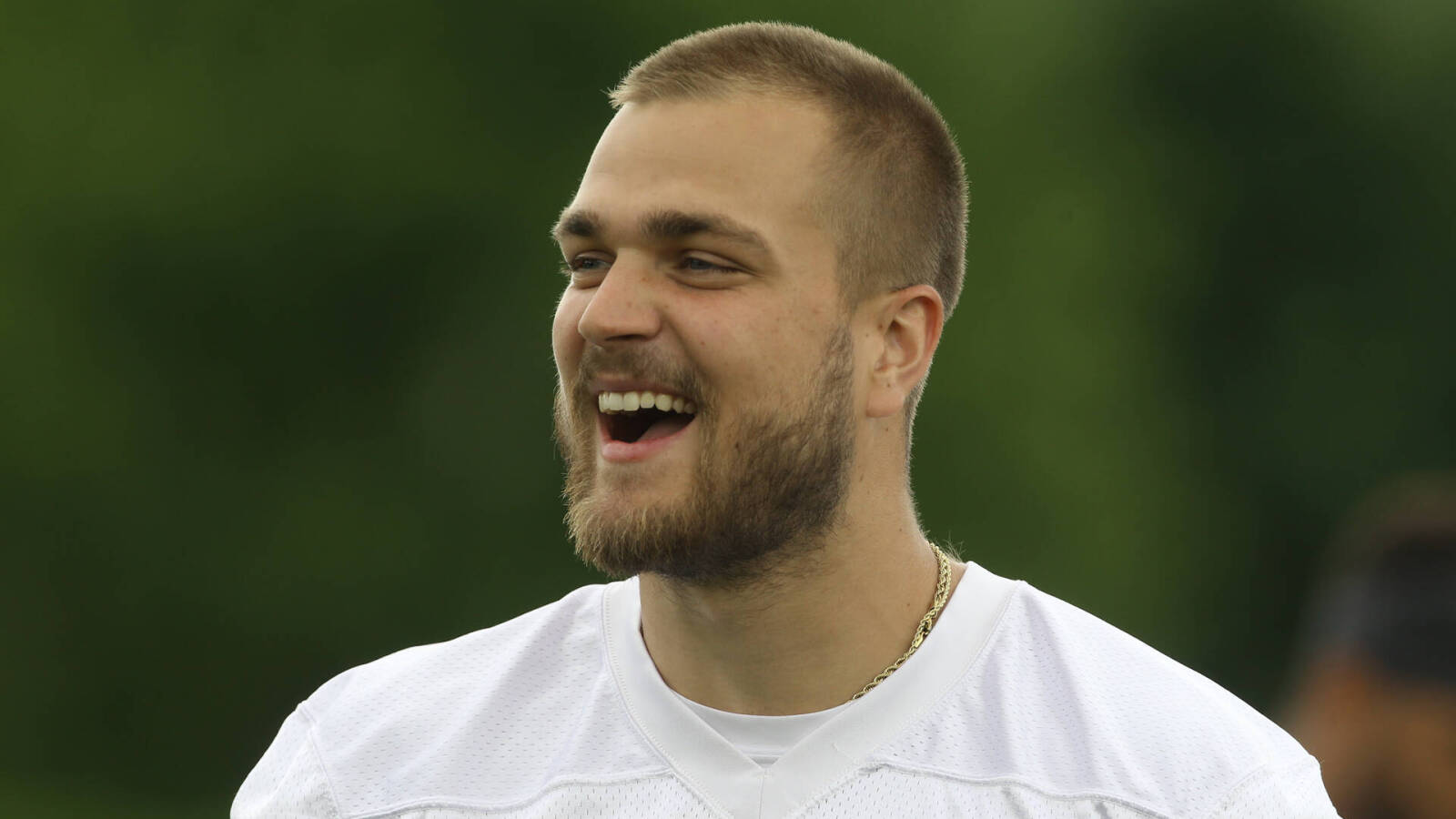 Steelers Pat Freiermuth Not In ESPN Top 10 For Tight Ends Ahead Of 2022 NFL Season TrendRadars