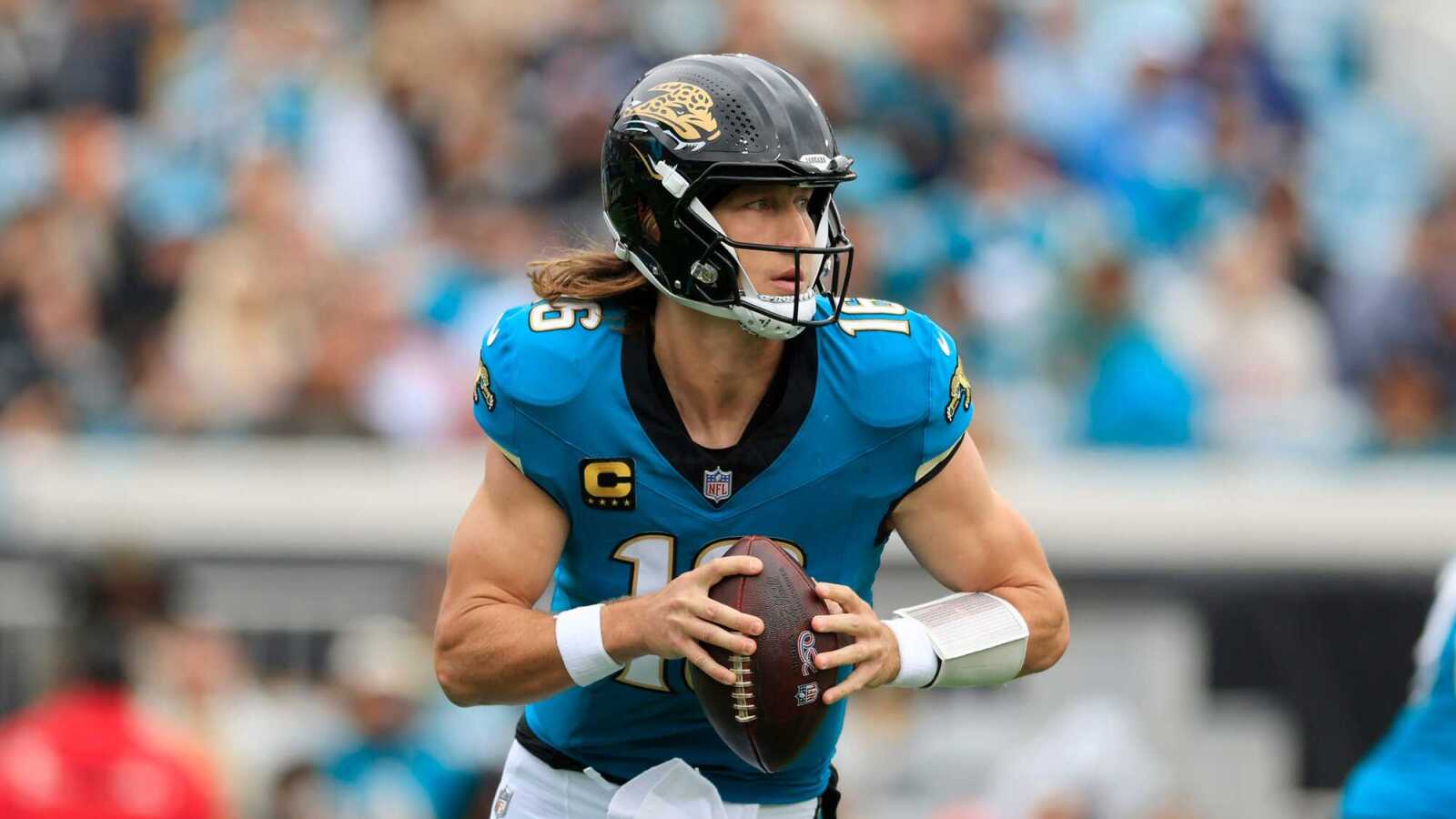 https://www.yardbarker.com/media/e/7/e77bfbff2d661fb9135c057a59edc348889edd32/thumb_16x9/arik-armstead-makes-bold-trevor-lawrence-claim.jpg?v=1