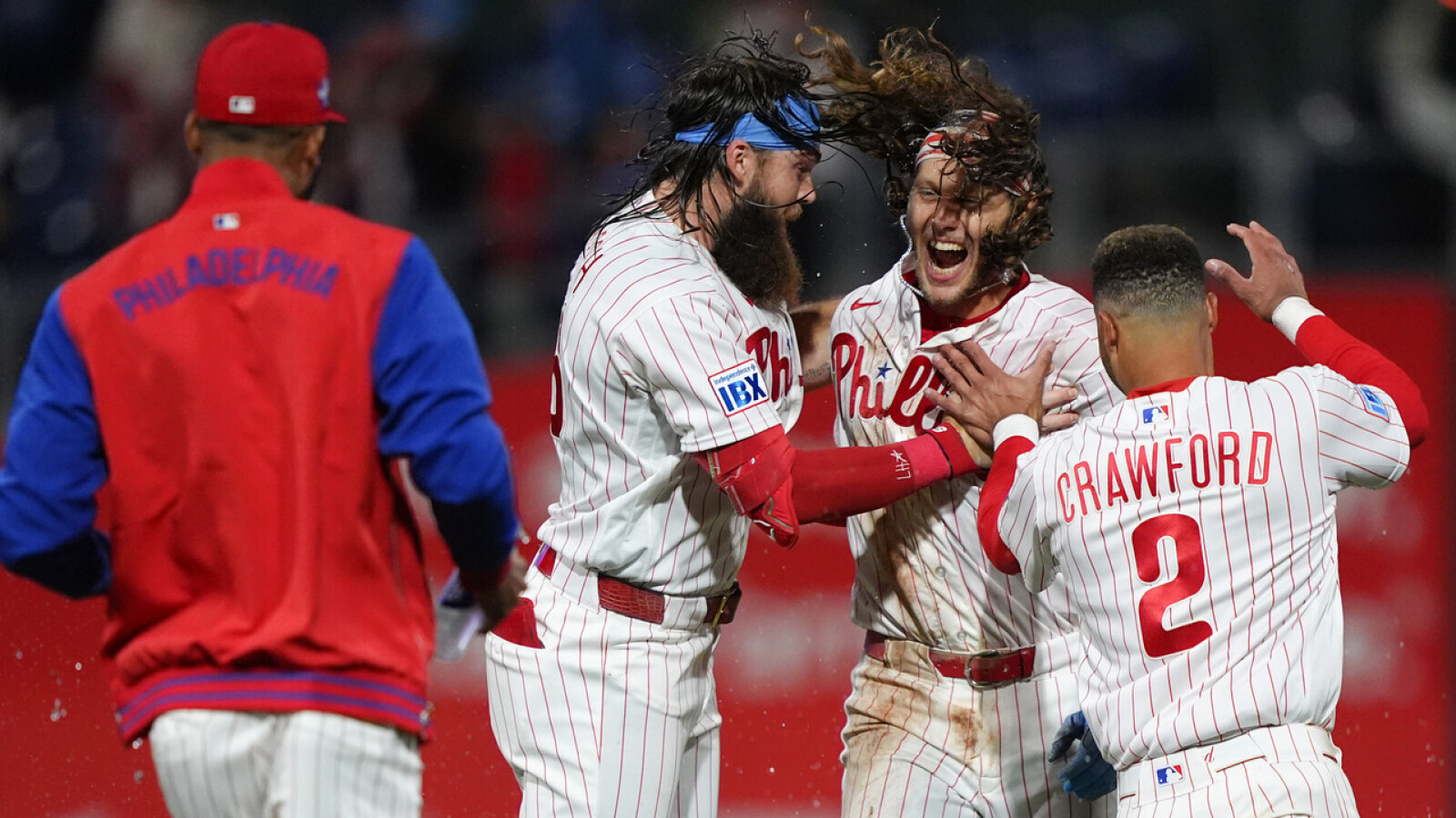 https://www.yardbarker.com/media/e/7/e79862f020f3b9a0fc282679e5fc6d2f40eb7a19/thumb_16x9/phillies-accomplish-rare-feat-doubleheader-sweep.jpg?v=1