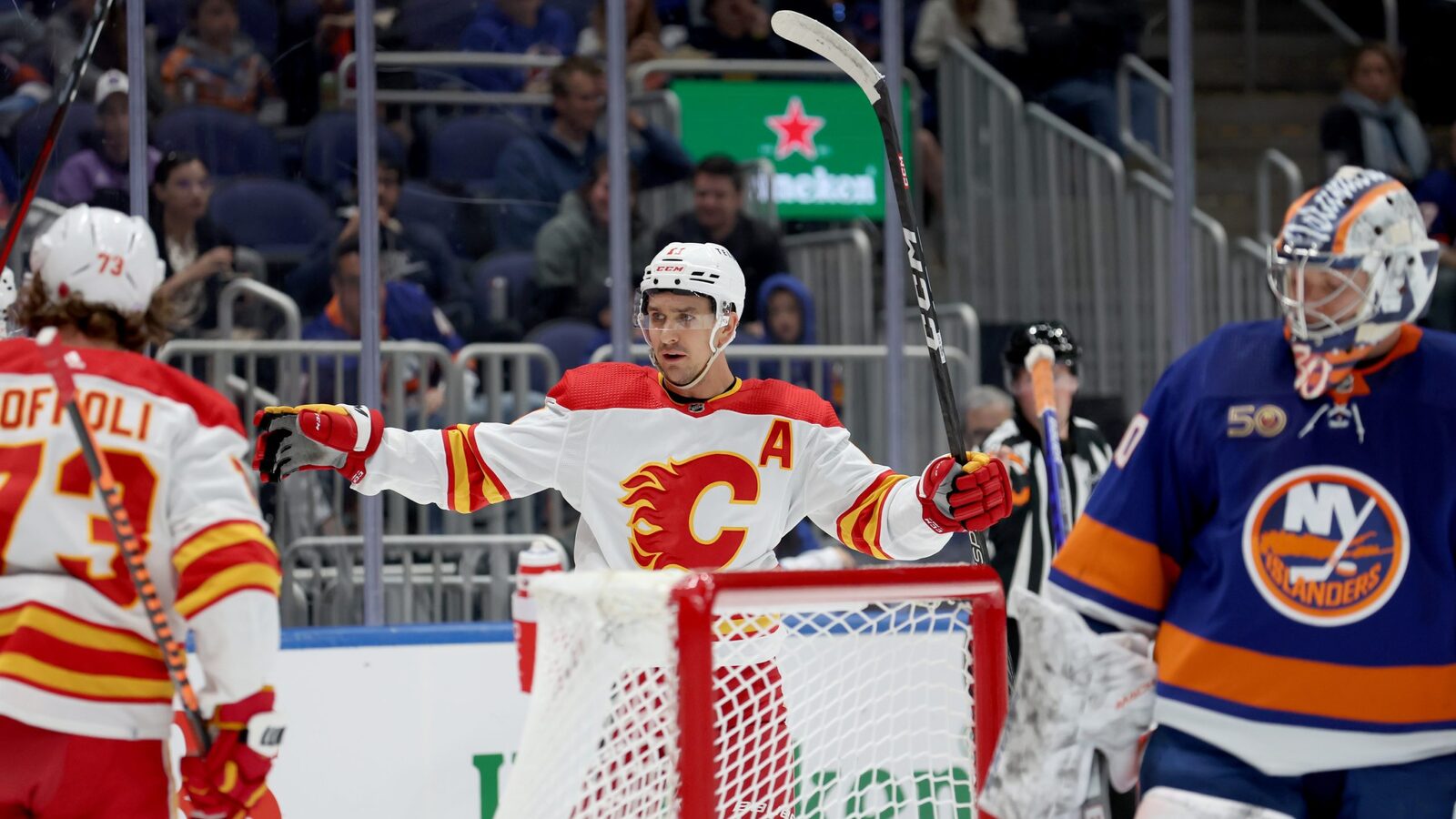 Mikael Backlund remains a problem-solver for the Flames coaching staff - Vimarsana News