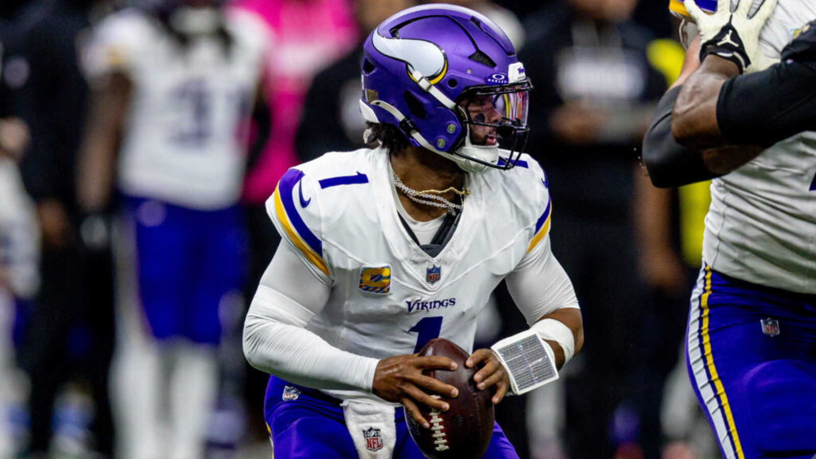 Vikings Stay Undefeated With 23-13 Win Over Saints