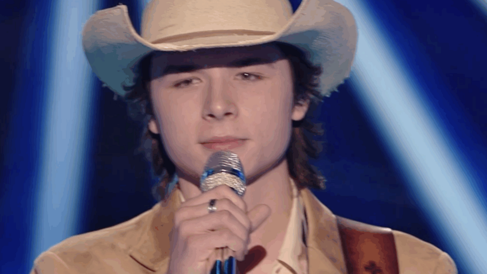 John Foster: American Idol 2025 Runner-Up’s Standout Performances ‘American Idol’s John Foster Gets Emotional While Paying Tribute to