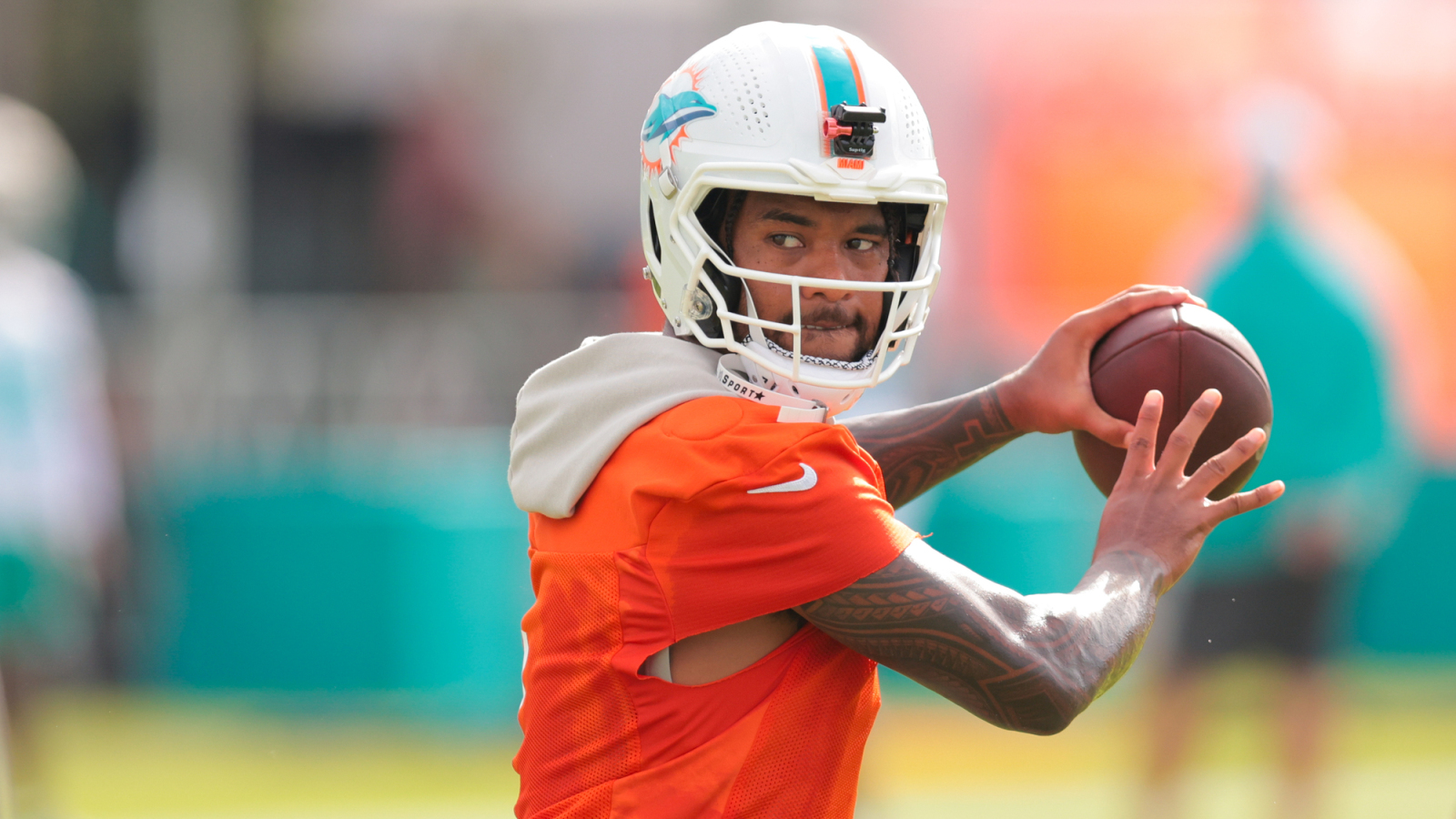 https://www.yardbarker.com/media/e/9/e94147482784f862ebcc6cab70c06ab5c78e08ec/thumb_16x9/dolphins-humiliated-lions-joint-practice.jpg?v=1