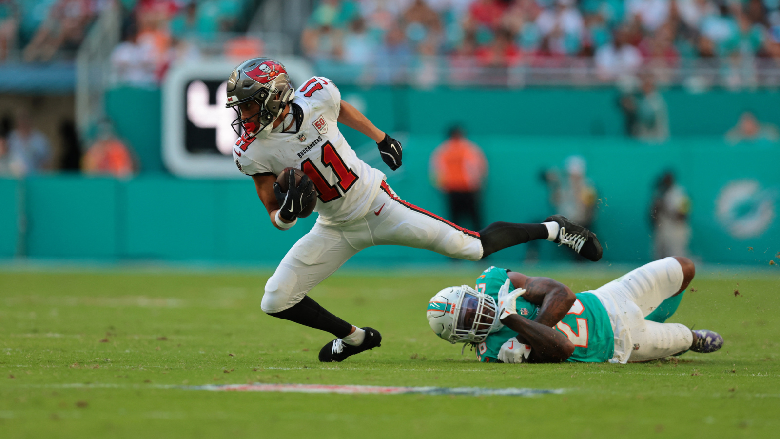 ESPN Analyst Picks Bucs WR For Breakout