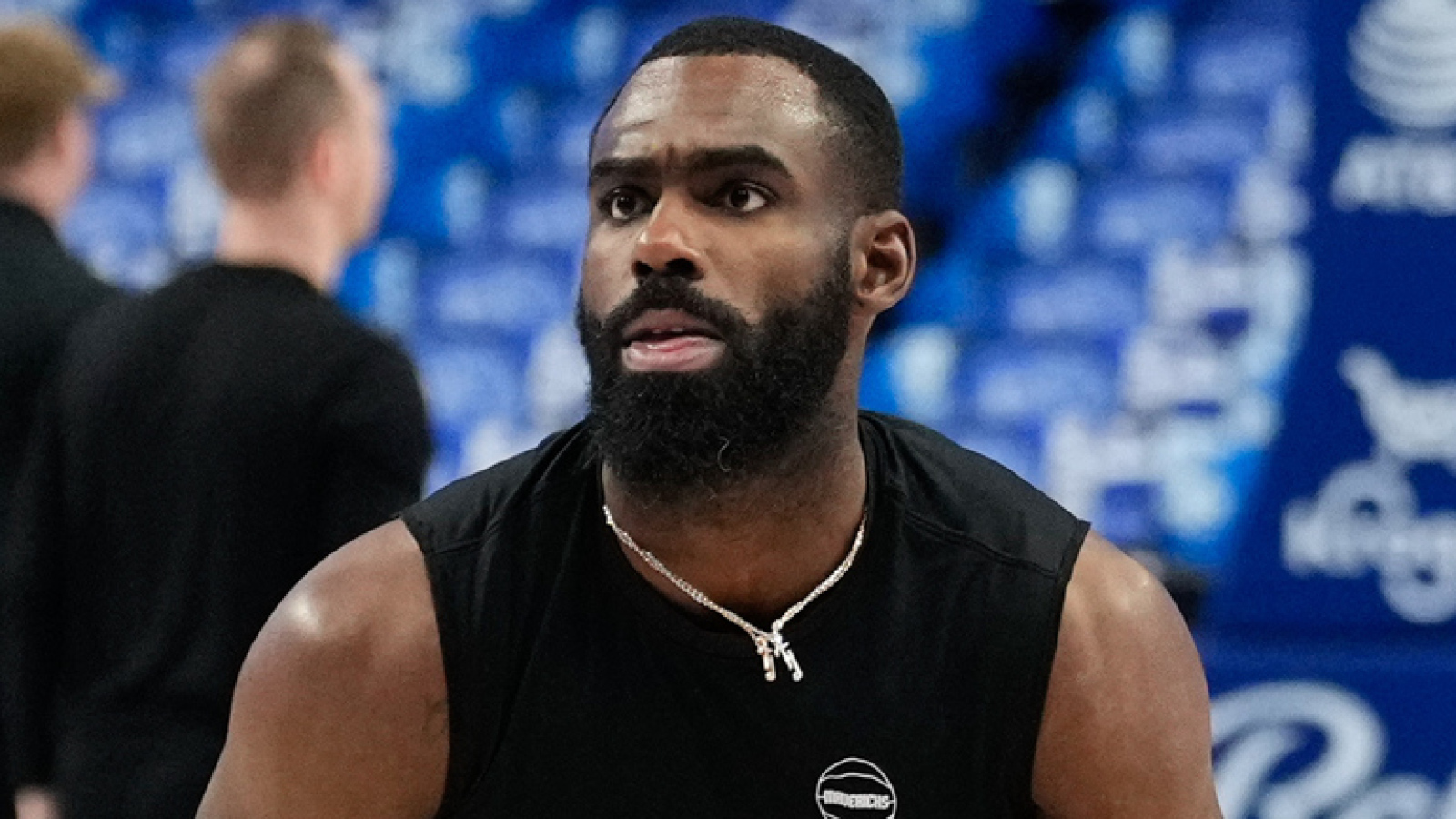 Pistons emerge as potential landing spot for Mavericks wing Yardbarker