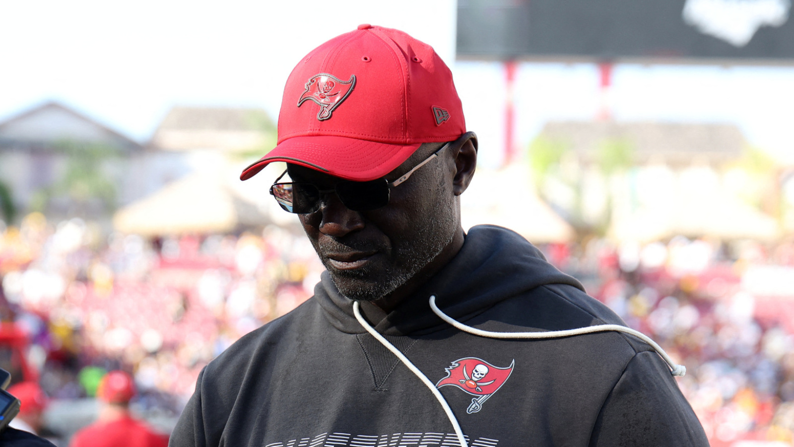 Todd Bowles to Decide on Baker Mayfield's Status Before Panthers Game