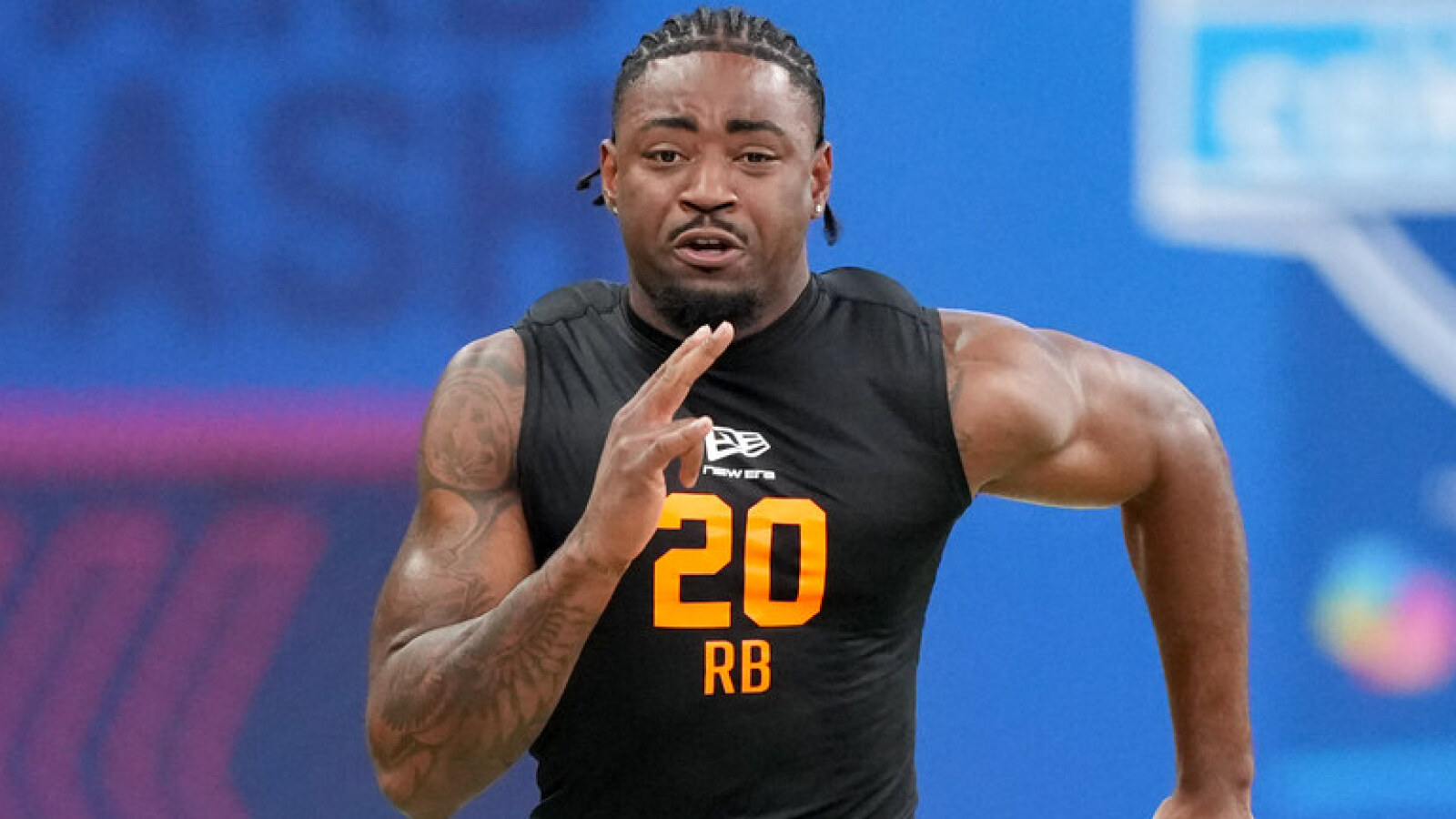 Arkansas RB Mike Washington had unusual reaction to his combine run