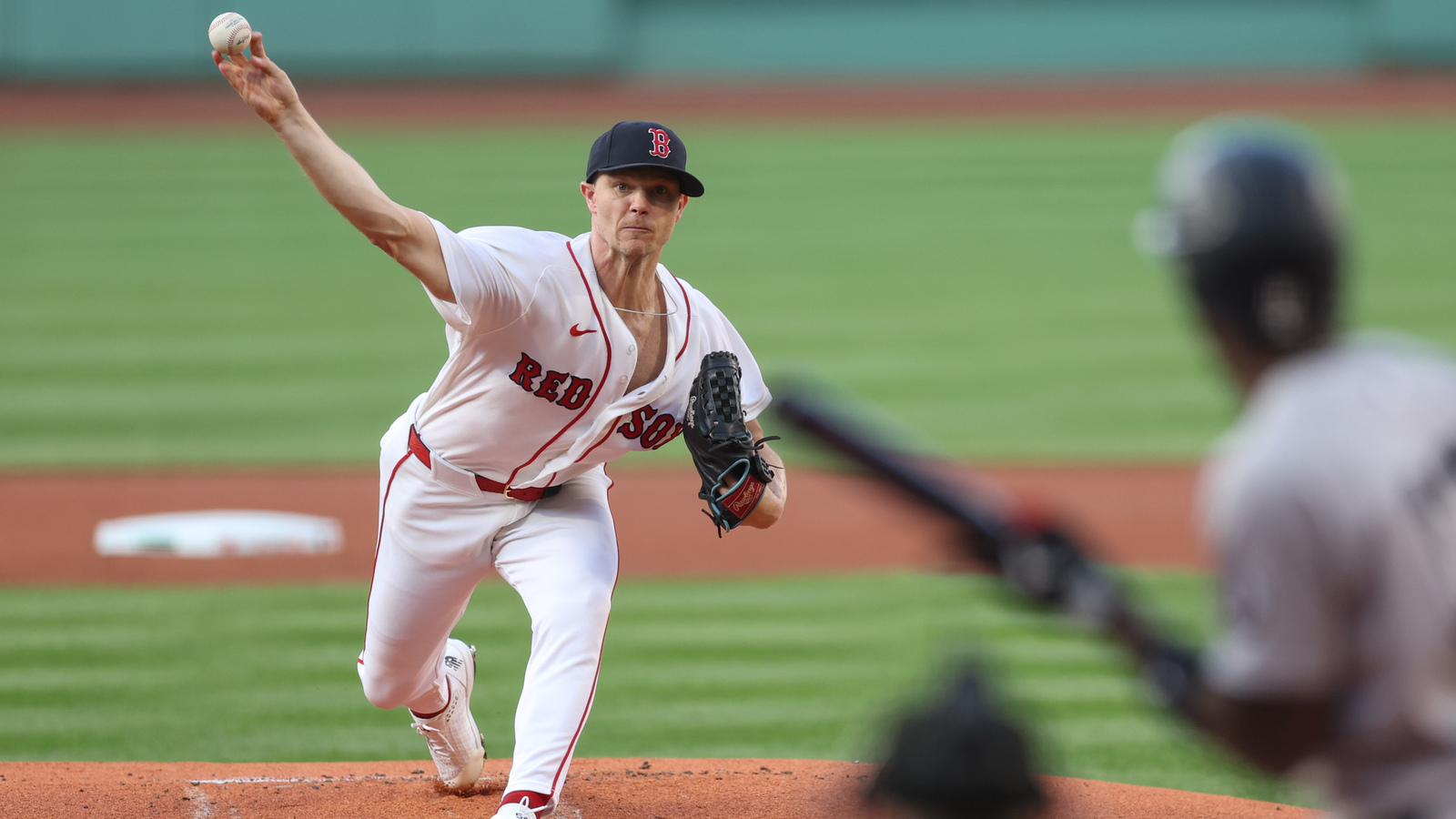 https://www.yardbarker.com/media/e/a/ea319153fd0944c317fa4713b22349bd669742d3/thumb_16x9/sonny-gray-makes-history-milestone-strikeout.jpg