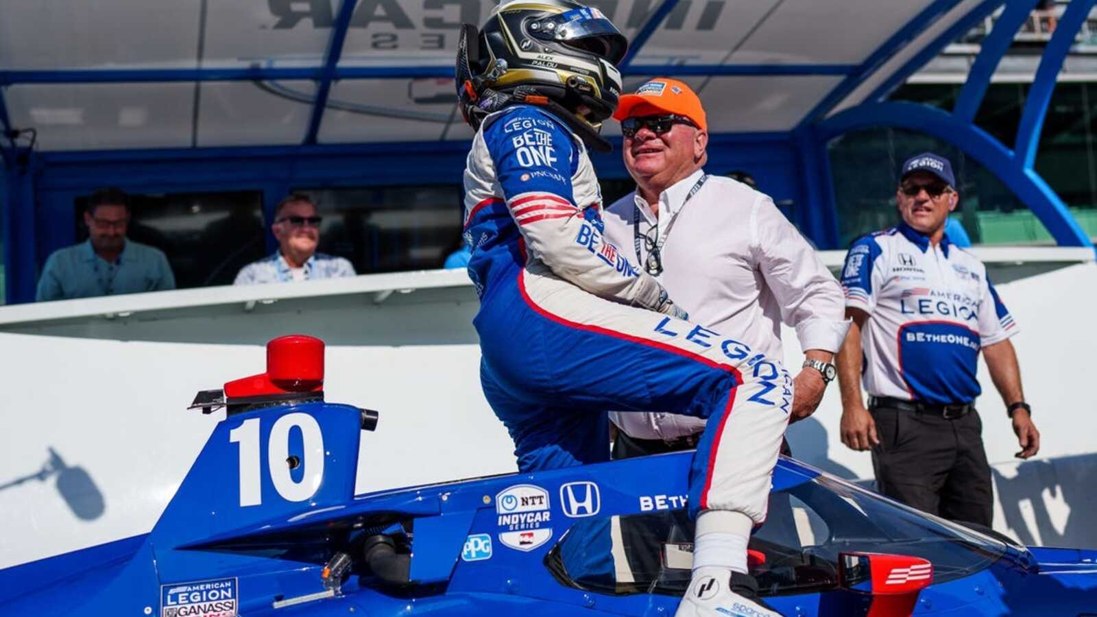 Alex Palou wins Indy 500 pole with record speed - Vimarsana News