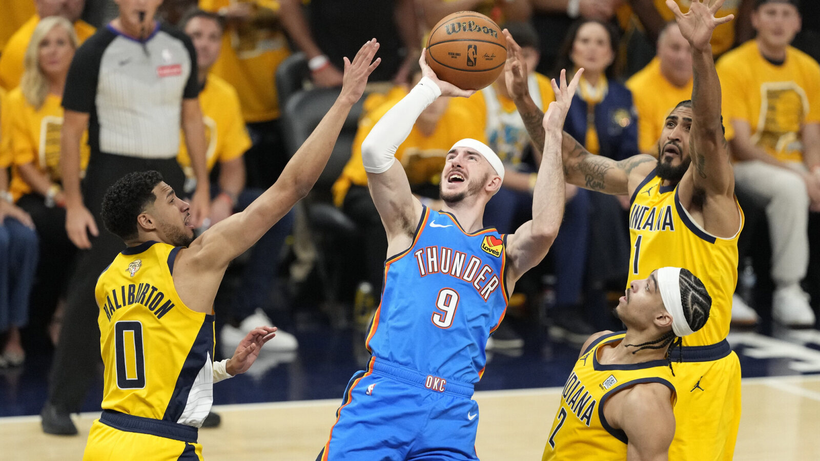 https://www.yardbarker.com/media/e/a/ea8b9324e7c99f659d6f6012b2e15b2b0faad9b7/thumb_16x9/thunders-alex-caruso-x-factor-nba-finals.jpg?v=2