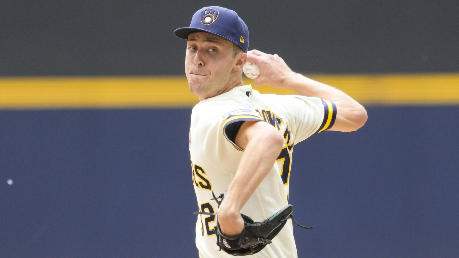 https://www.yardbarker.com/media/e/a/ea98f17c64747e0ee5527a46a28aae16bf39e8ef/thumb_16x9/jacob-misiorowski-dominates-again-as-brewers.jpg?v=1