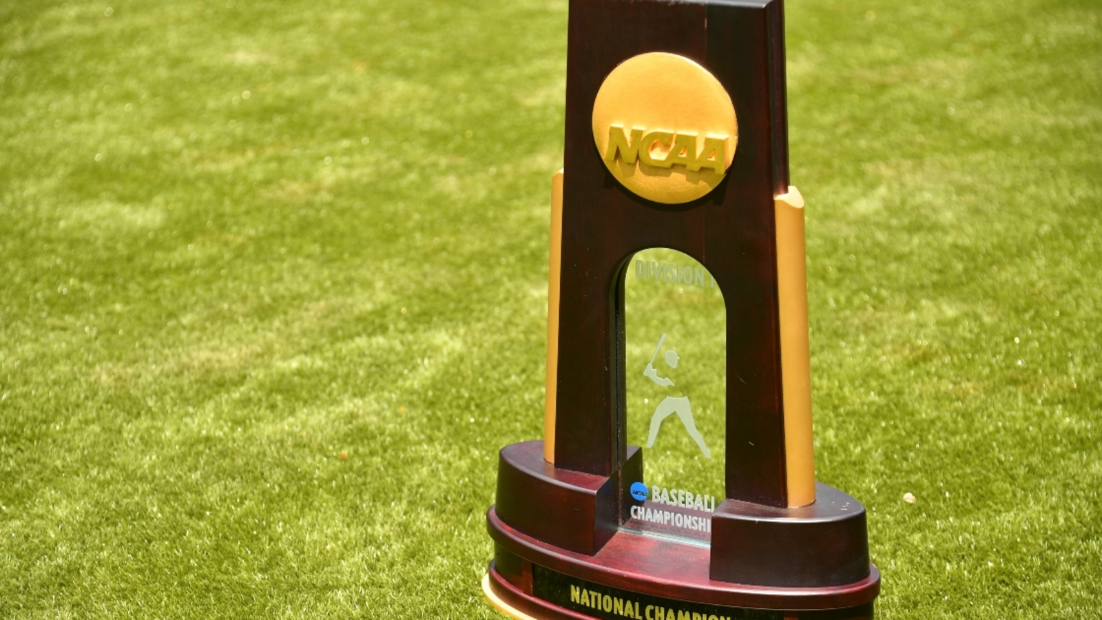 2026 College World Series Odds: Betting favorites to win national championship updated after Week 1