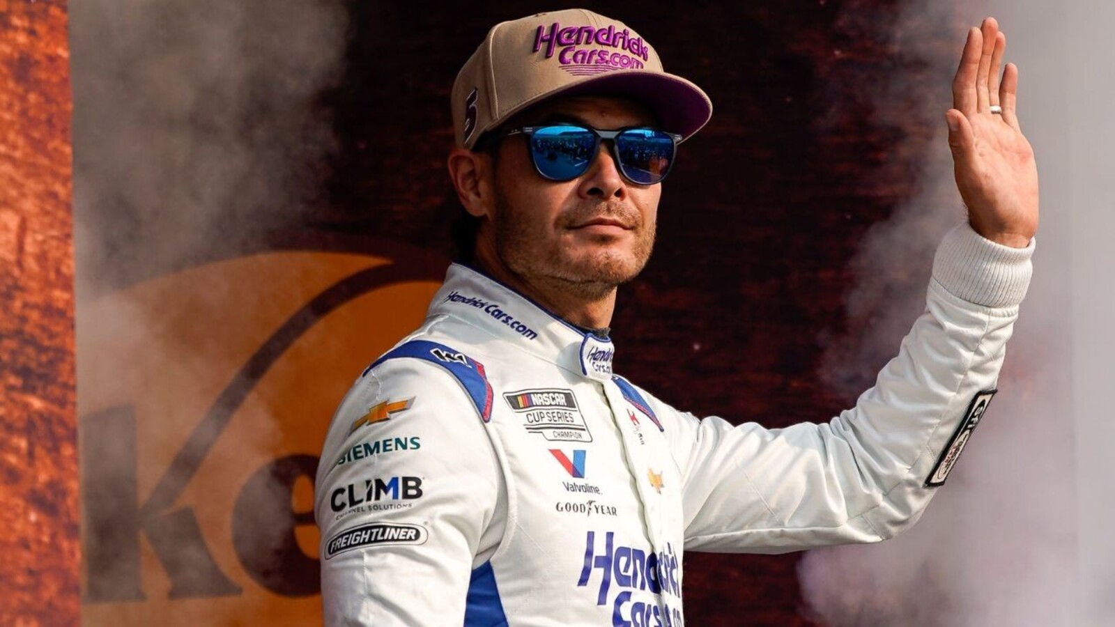 Despite Early Struggles, Kyle Larson 'Definitely' Sees A Path for the #5 Team to Make the Championship Round