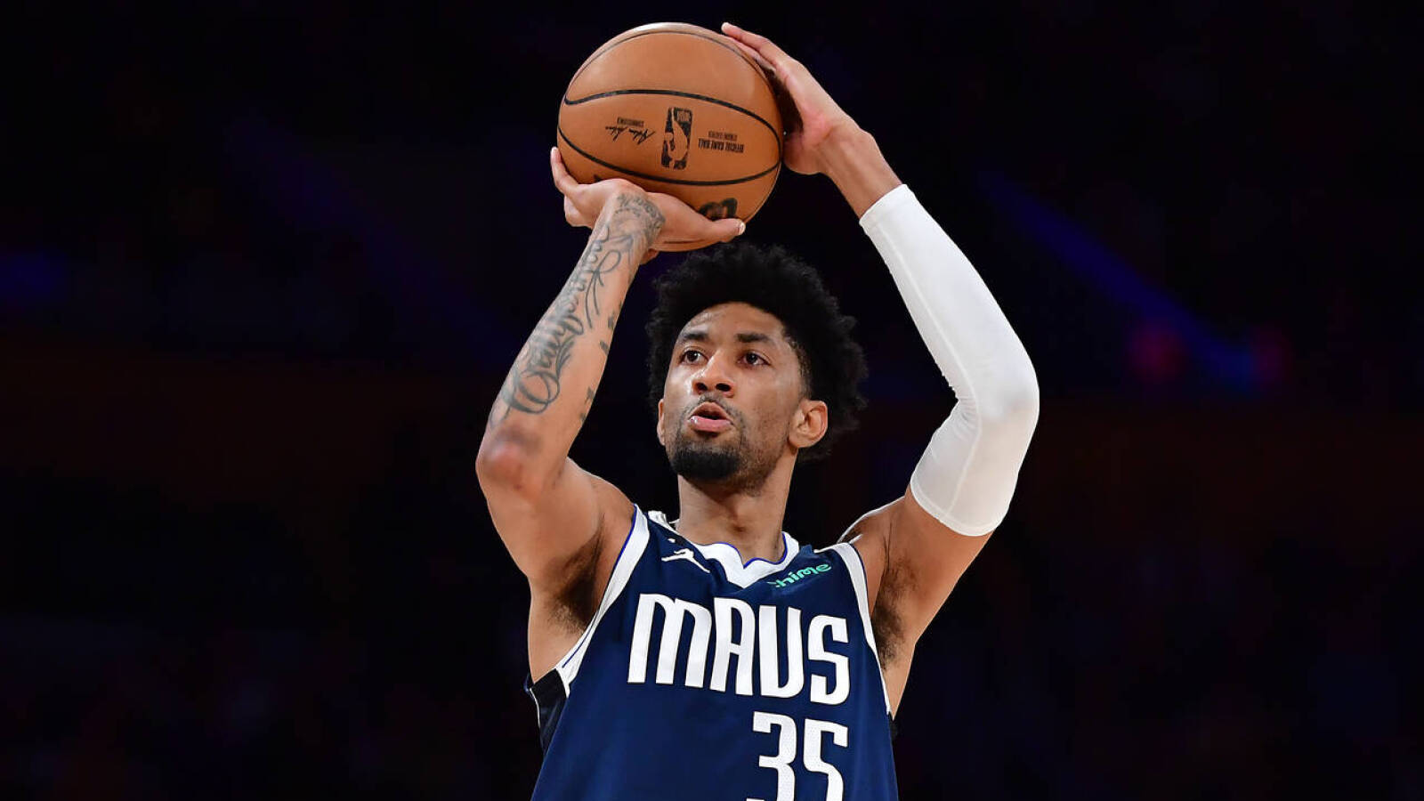 Mavericks get more bad injury news - Vimarsana News