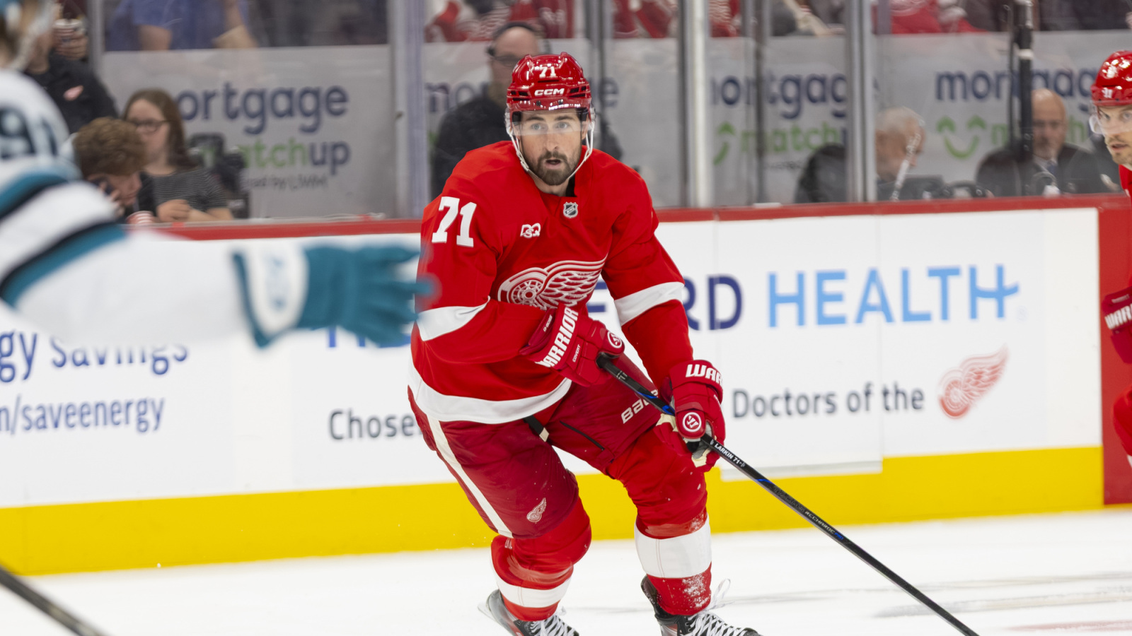 ESPN Analyst Claims To Have Big News on Dylan Larkin Trade