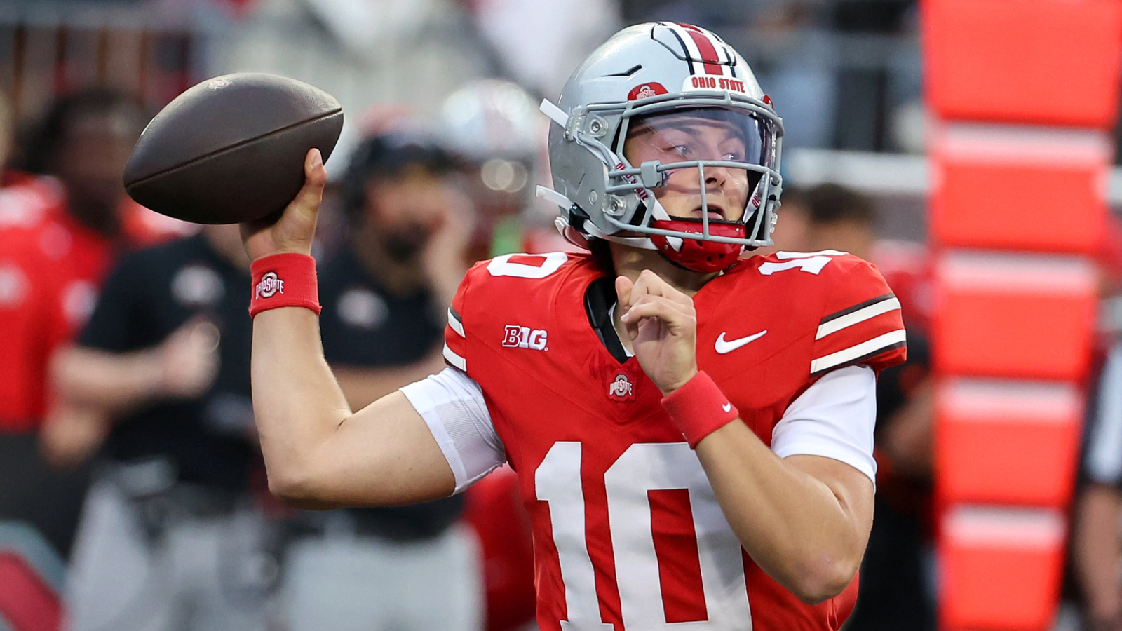 https://www.yardbarker.com/media/e/b/ebc11f01267a5a2308e9cc1b8f5ee0776972fdfb/thumb_16x9/three-cfb-teams-on-upset-alert-week-5.jpg?v=1