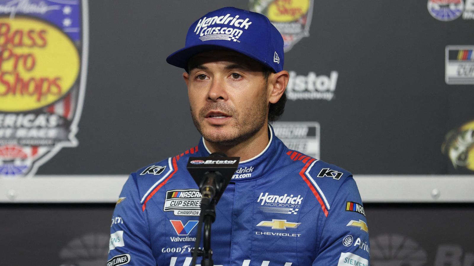 https://www.yardbarker.com/media/e/b/ebcd8cad70611cad46145ef9cd28cc6b9a578540/thumb_16x9/nascar-hollywood-casino-400-preview-top-storylines.jpg?v=1