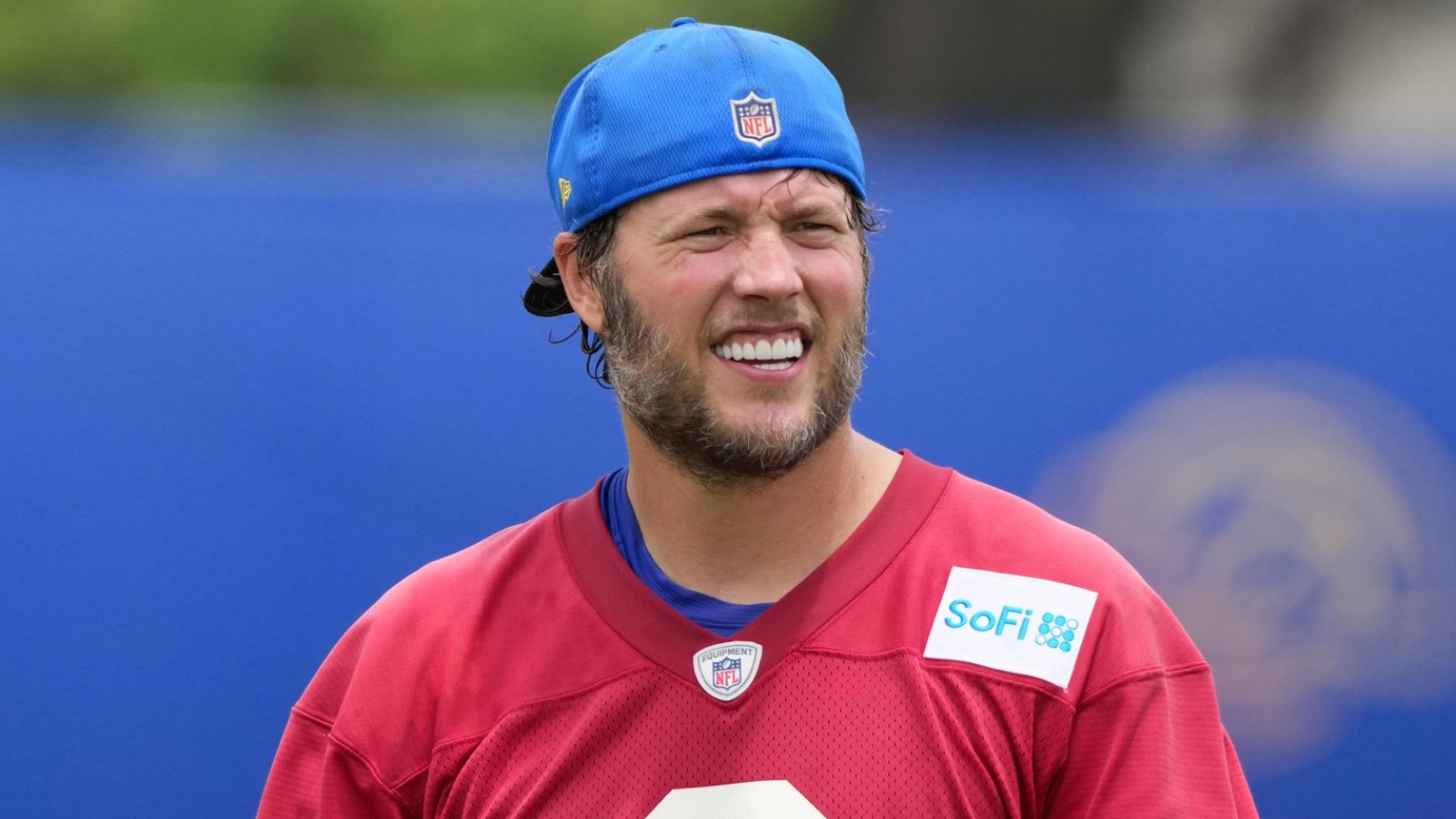 https://www.yardbarker.com/media/e/c/ec0afc203714d40d31075f3755202906d54b96eb/thumb_16x9/insider-reveals-stafford-hasnt-practiced-training.jpg?v=1