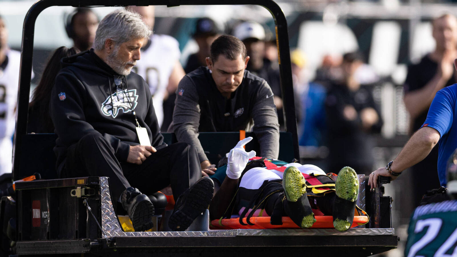 Eagles' Sweat suffers neck injury vs. Saints - Vimarsana News