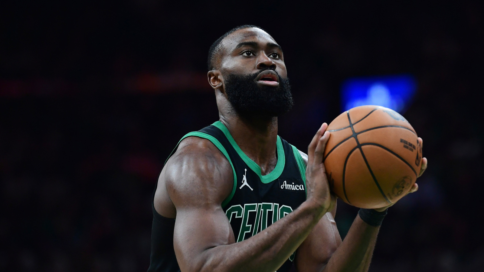 https://www.yardbarker.com/media/e/c/ec48c997d2c119ad338fbde80e617134120a3668/thumb_16x9/celtics-must-season-still-contender.jpg?v=1