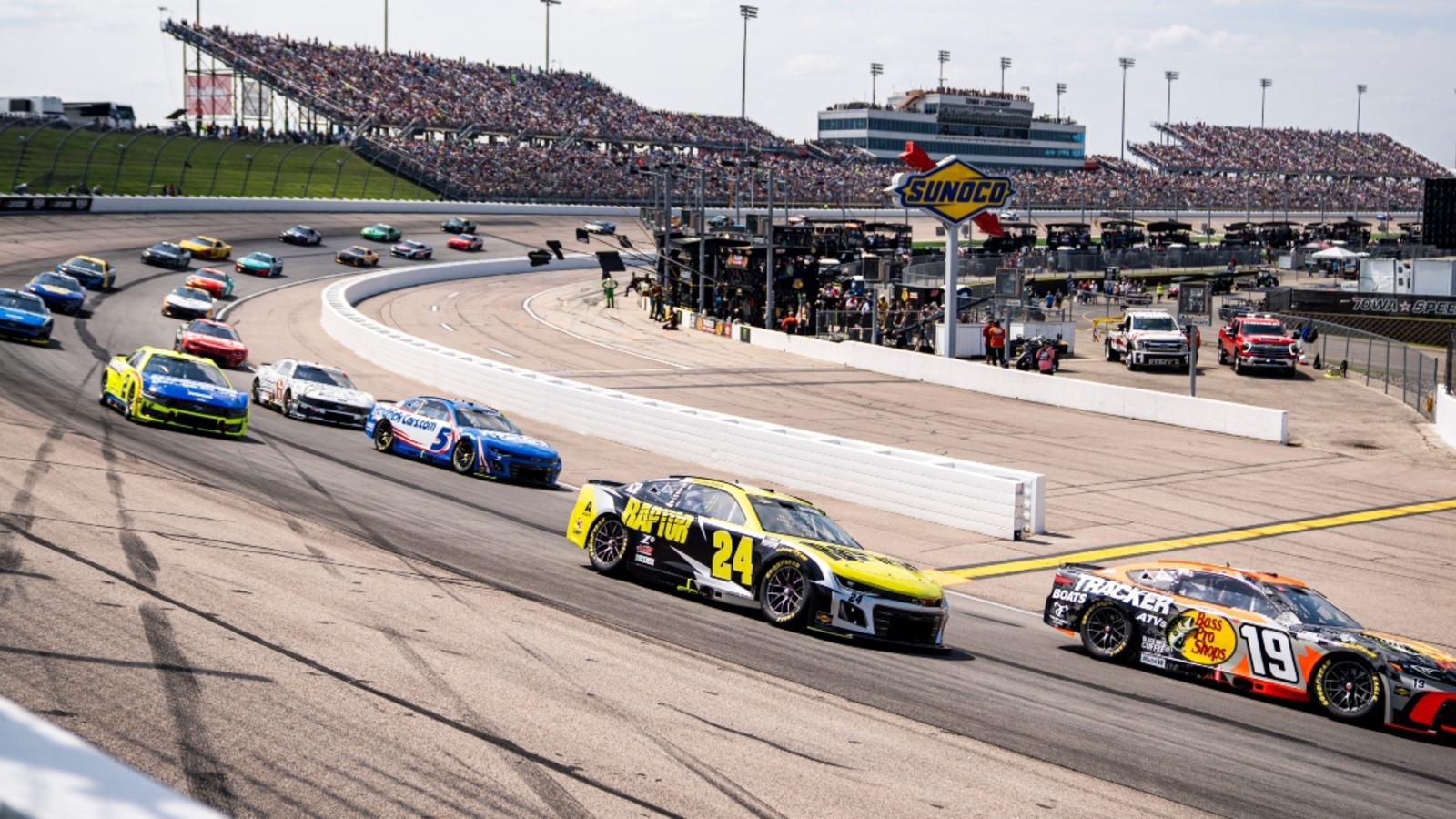 NASCAR’s Mike Forde addresses 2026 return to Iowa, potential repave ...