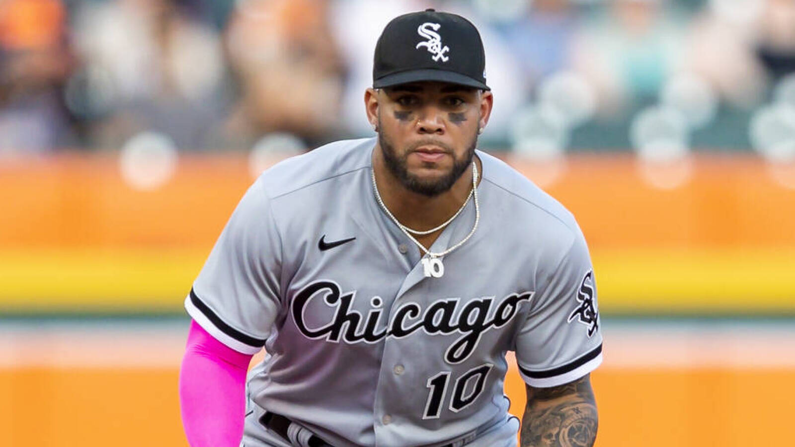 White Sox's Yoan Moncada to be activated from IL on Tuesday