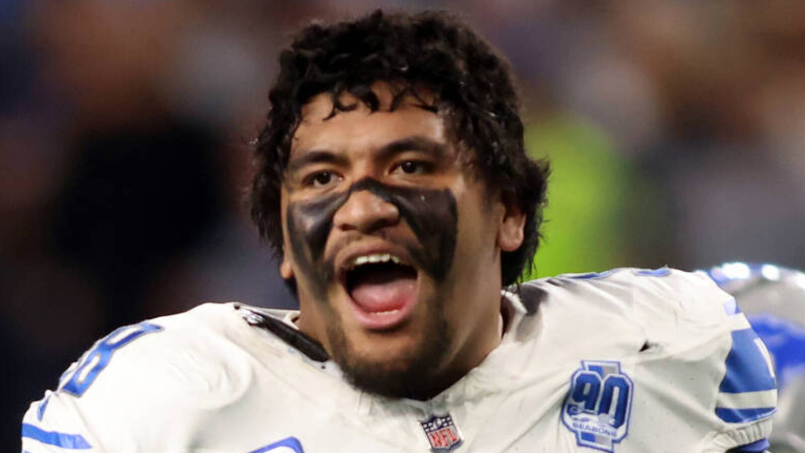 Lions agree to recordsetting extension with star OT BVM Sports