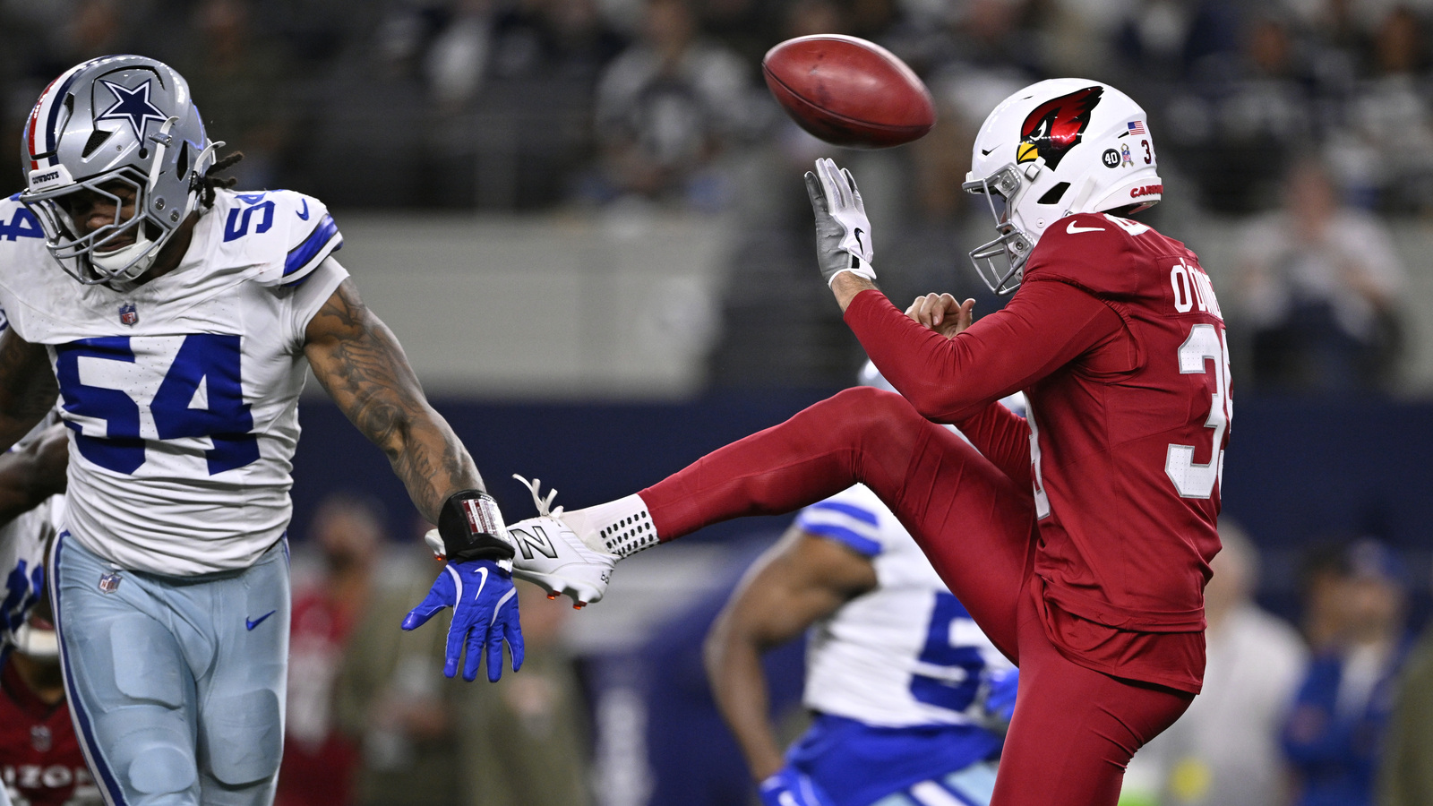 https://www.yardbarker.com/media/e/d/ed54a0cb7dbbfbd64134c8870730464791a1424e/thumb_16x9/nov-3-2025-arlington-texas-usa-dallas-cowboys.jpg