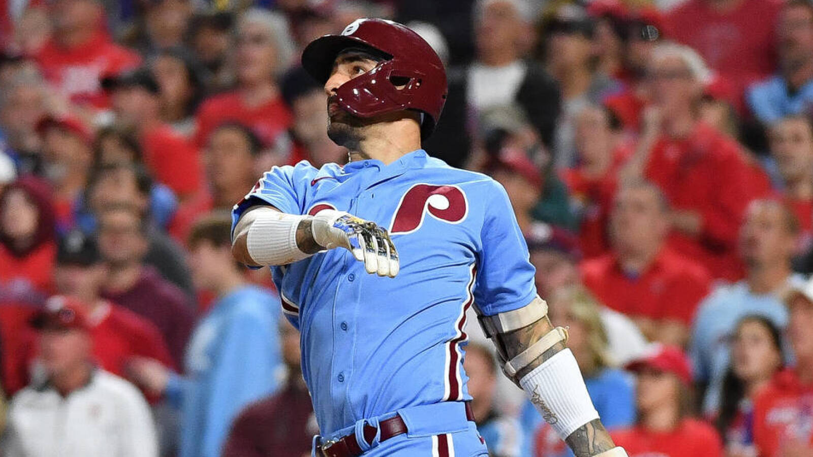 Phillies’ dominant home runs secure victory over Braves, advancing them