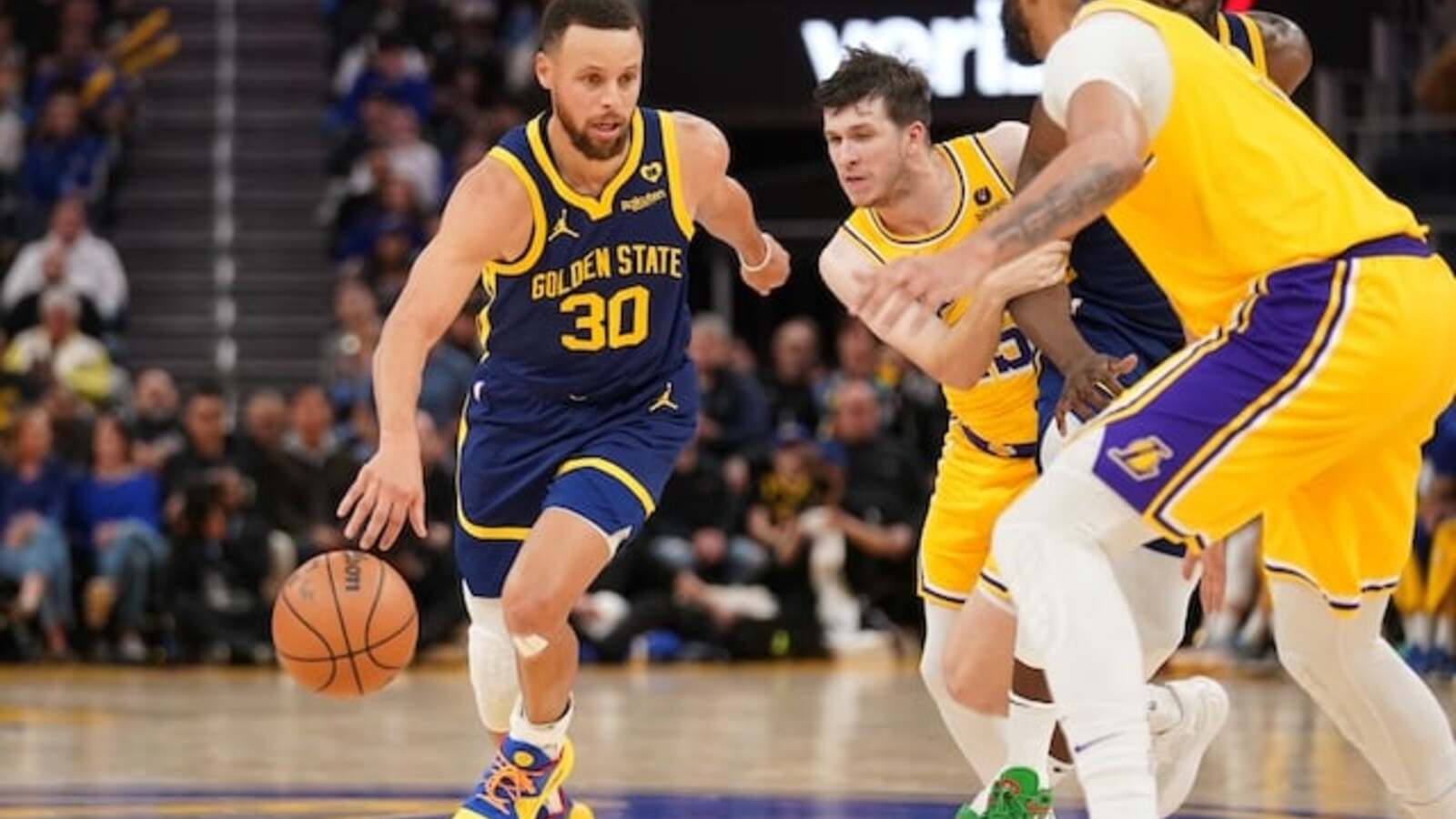 Warriors Vs. Lakers Preview: Crucial Game For Playoff Seeding | Yardbarker