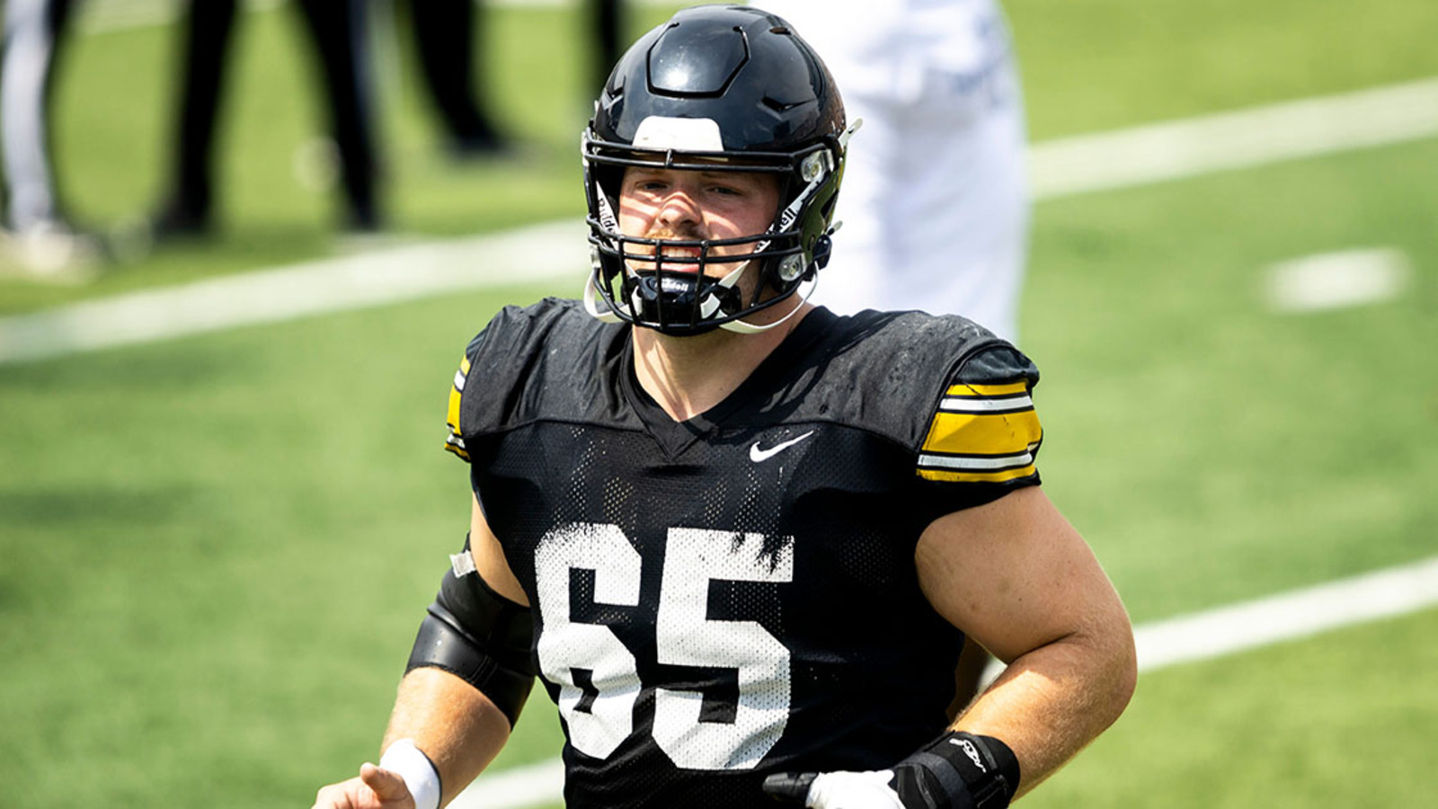 2026 NFL Draft: Logan Jones receives lifetime supply of Heinz ketchup as No. 57 overall pick