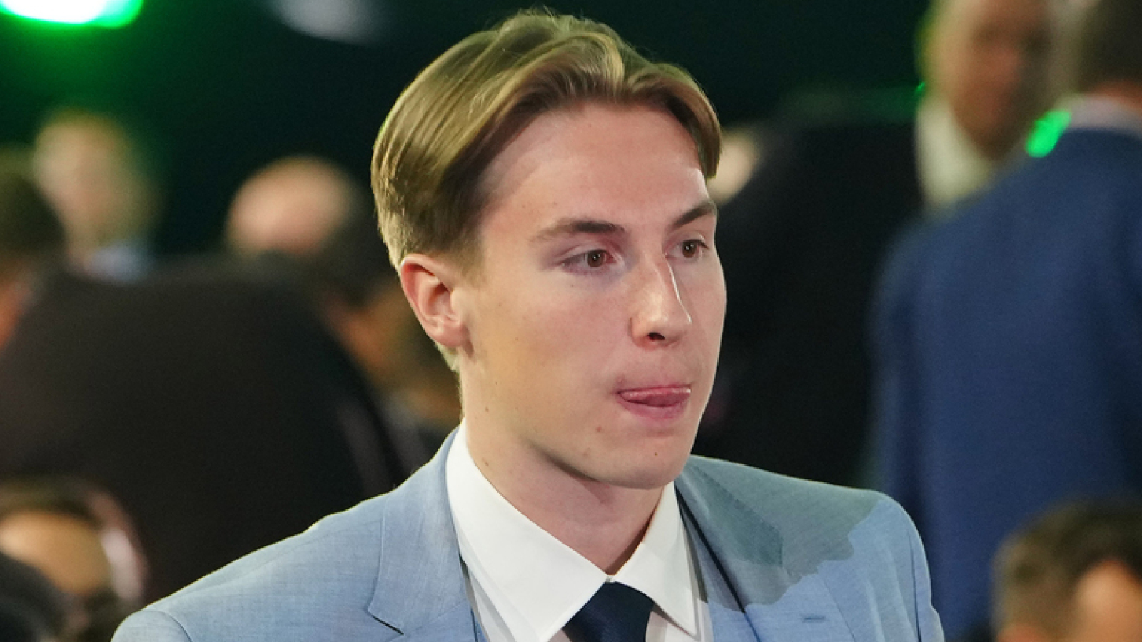 Stars sign 2024 first-round pick Emil Hemming to entry-level contract ...