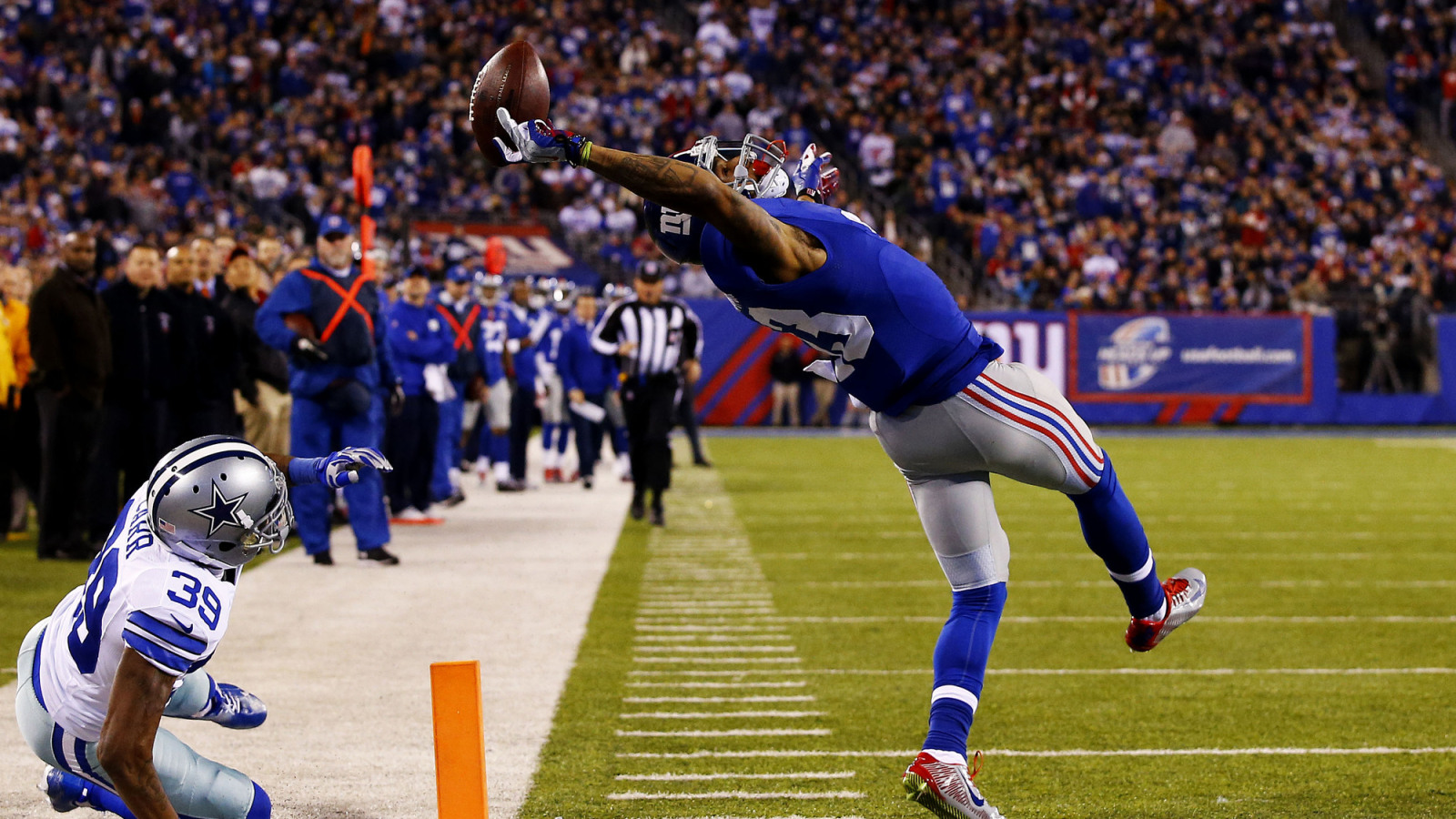 https://www.yardbarker.com/media/e/e/ee8fe31695f080dfdd27bf7dc8b44e516b45ff6c/thumb_16x9/nfl-1k-yard-rookie-receivers-quiz.jpg?v=1