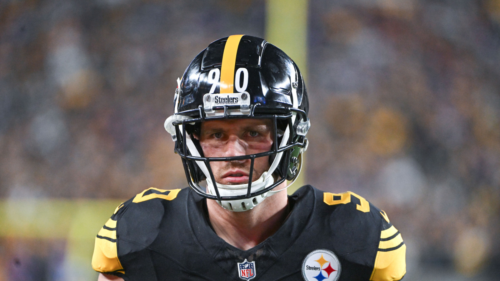 https://www.yardbarker.com/media/e/e/ee9fa0e6fe6909b4693ee5d83ad4be8319c4ff1b/thumb_16x9/insider-reveals-steelers-havent-matched-tj-watts.jpg?v=1