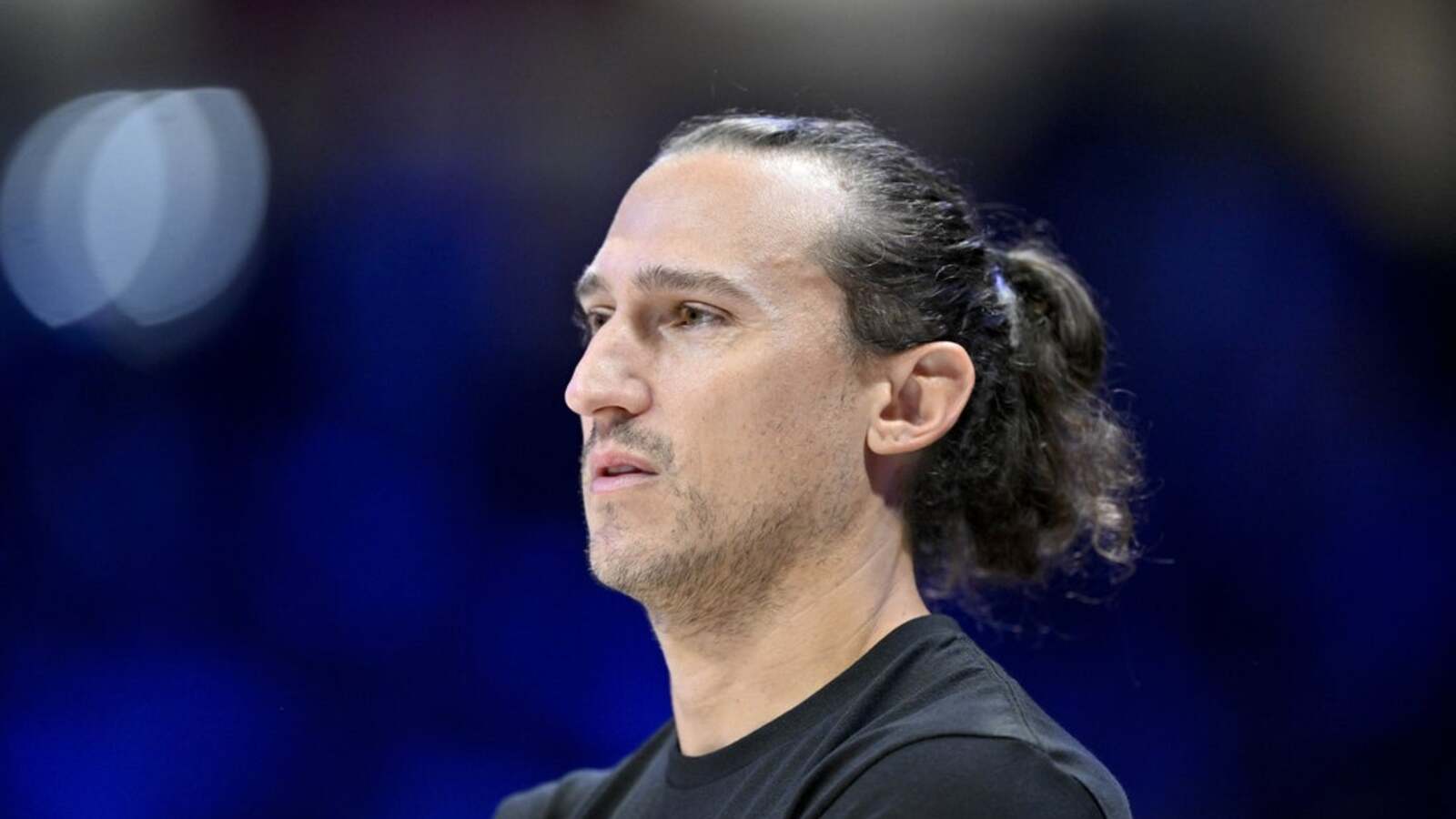 https://www.yardbarker.com/media/e/f/ef03a96b57dbce79829a29bd42e37b5a70394f44/thumb_16x9/27057418.jpg