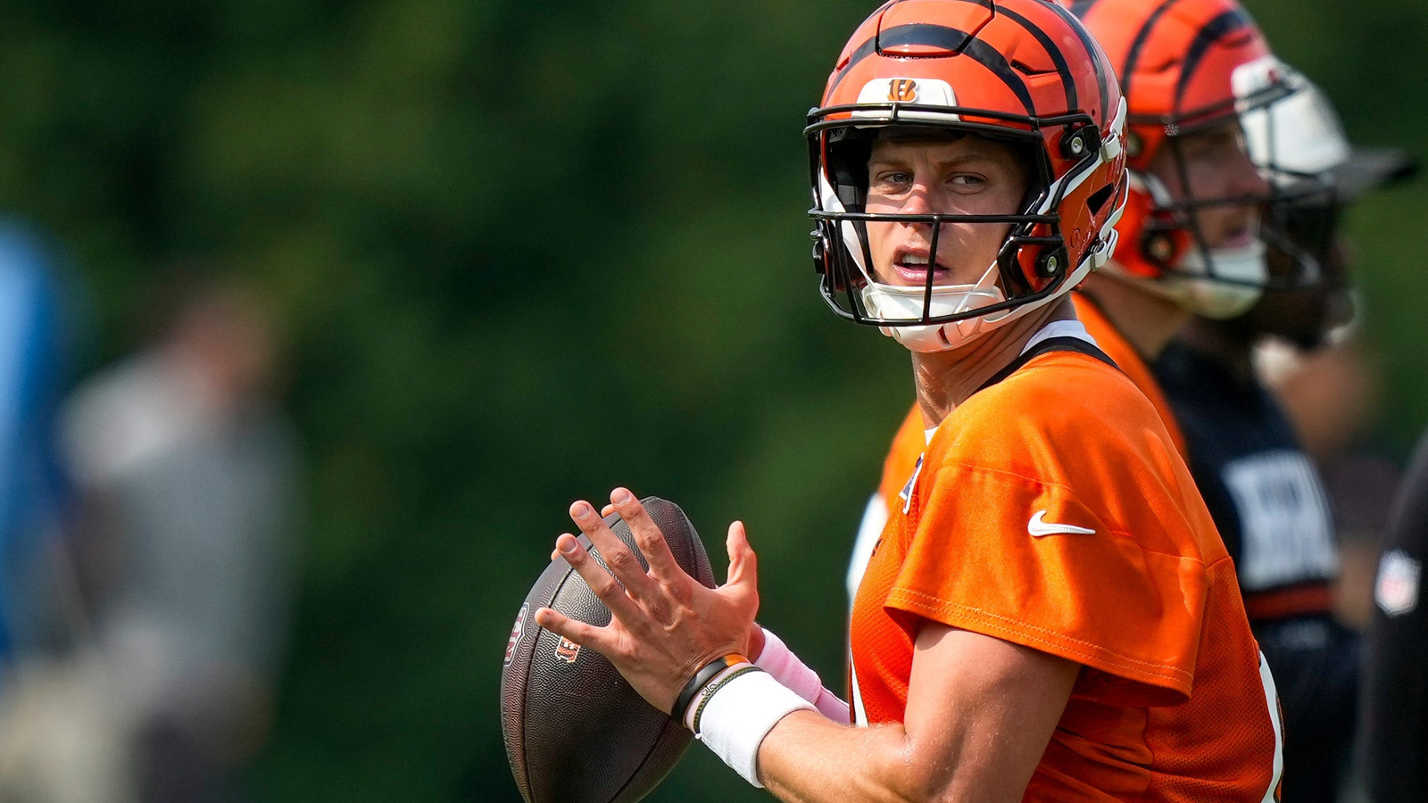 Joe Burrow Sets High Expectations for Bengals Training Camp