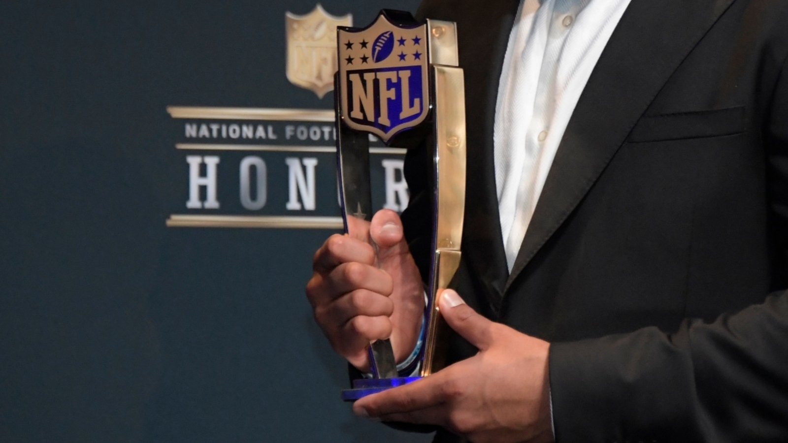 AP NFL Offensive Rookie of the Year award finalists revealed Yardbarker