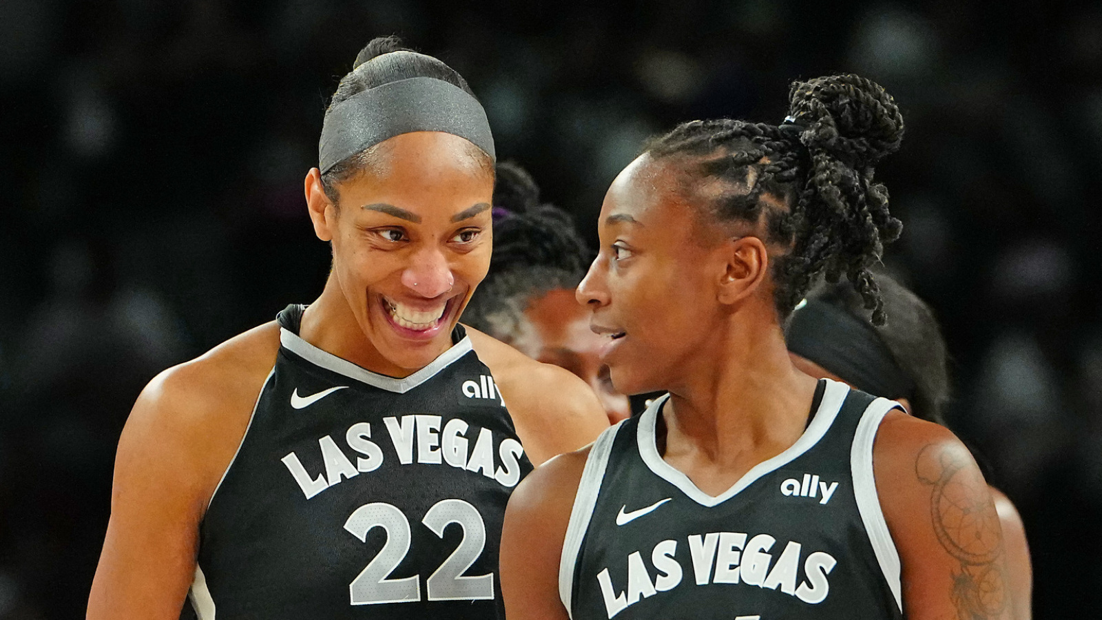 https://www.yardbarker.com/media/f/0/f00088222505c894183a9b5de5e2559a8cedd0fc/thumb_16x9/wnba-finals-mvps-quiz.jpg?v=1