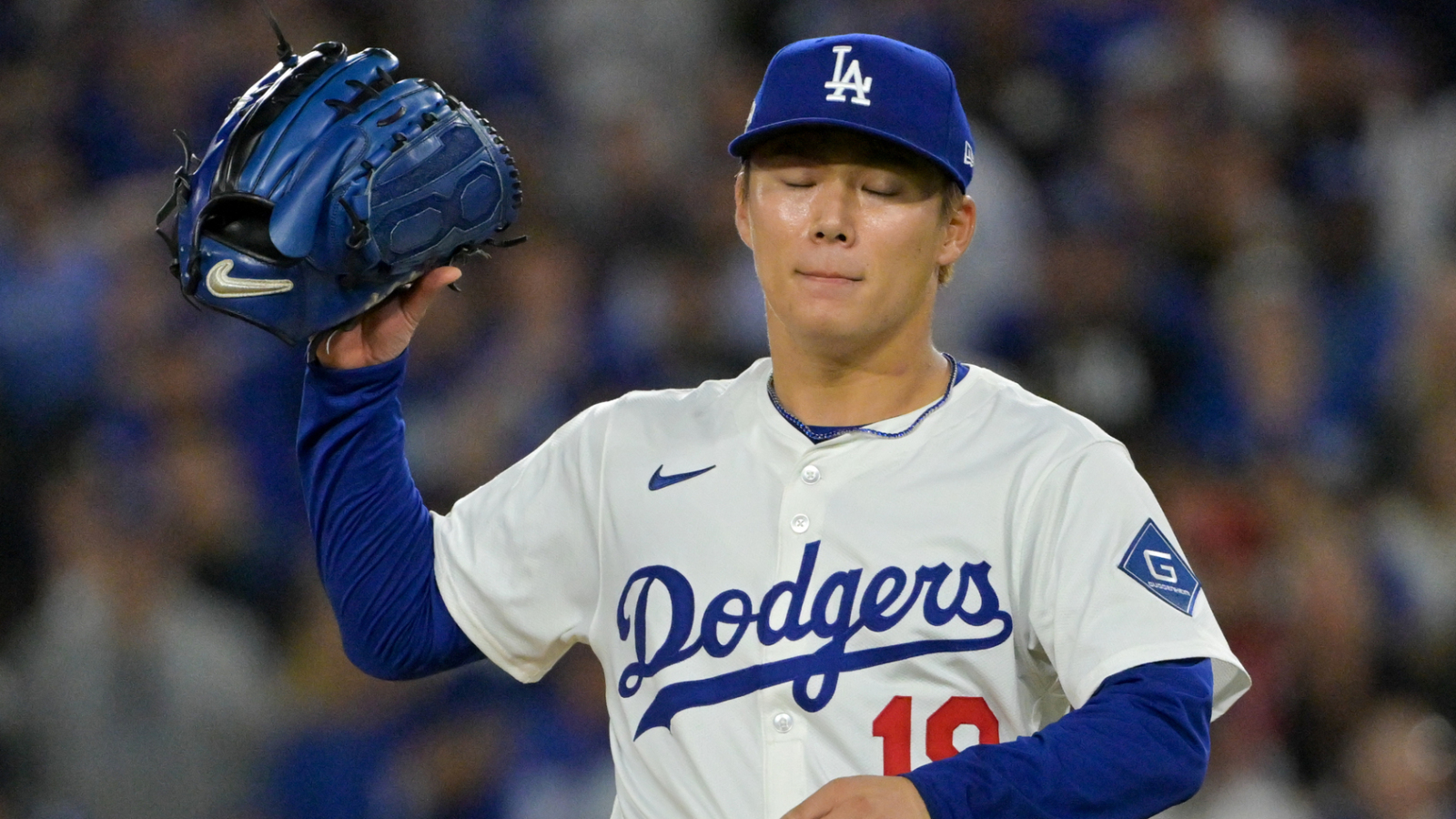 https://www.yardbarker.com/media/f/0/f0214f842ad286e1641a132ee454fa6f3dbe7bb1/thumb_16x9/teoscar-hernandez-seen-apologizing-yoshinobu.jpg?v=1