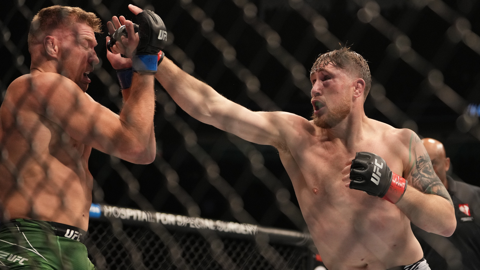 Darren Till sends friend Khamzat Chimaev a warning ahead of ‘very tough fight’ with Sean Strickland