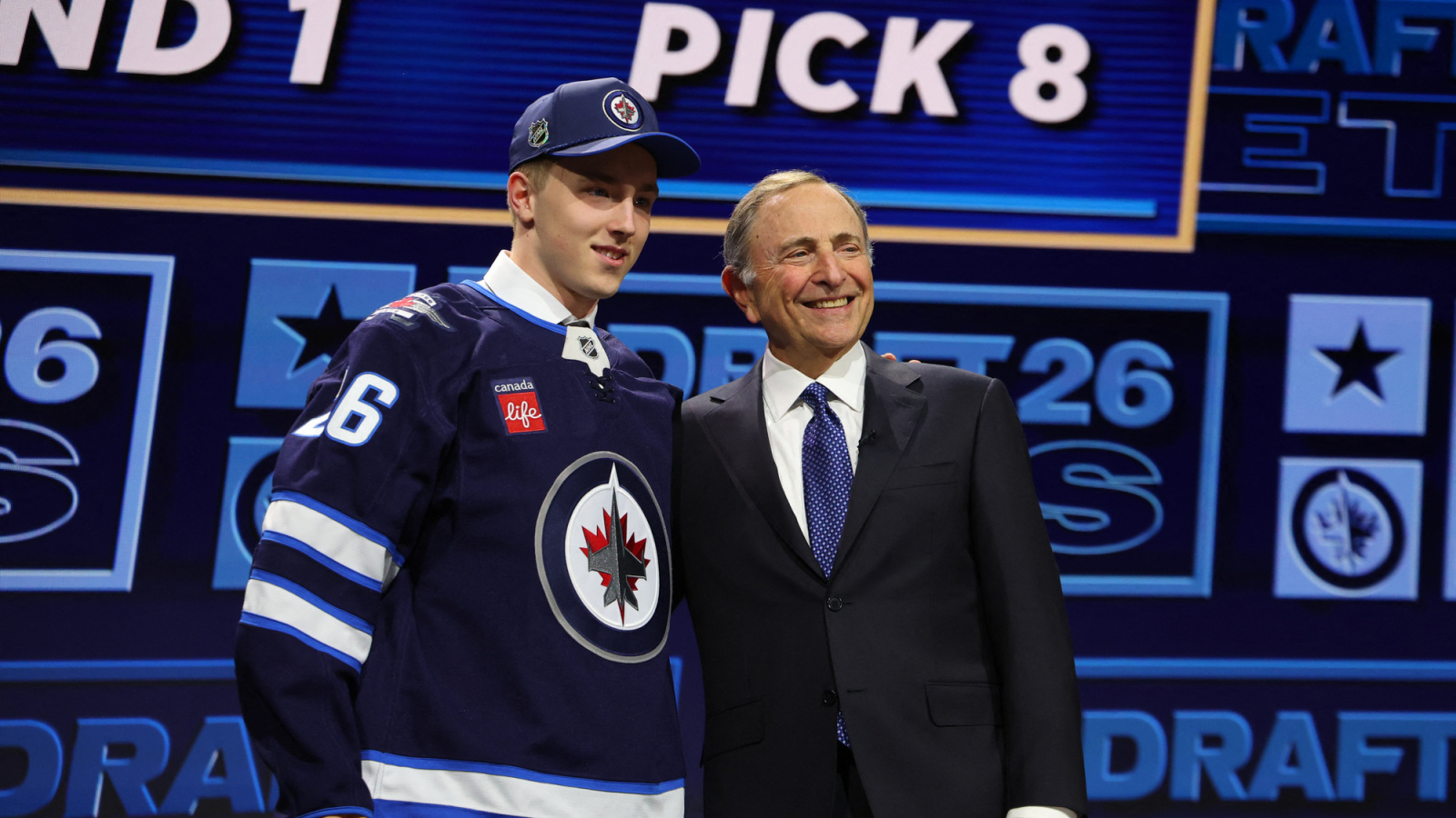 Jets Sign Viggo Bjorck To Entry-Level Contract