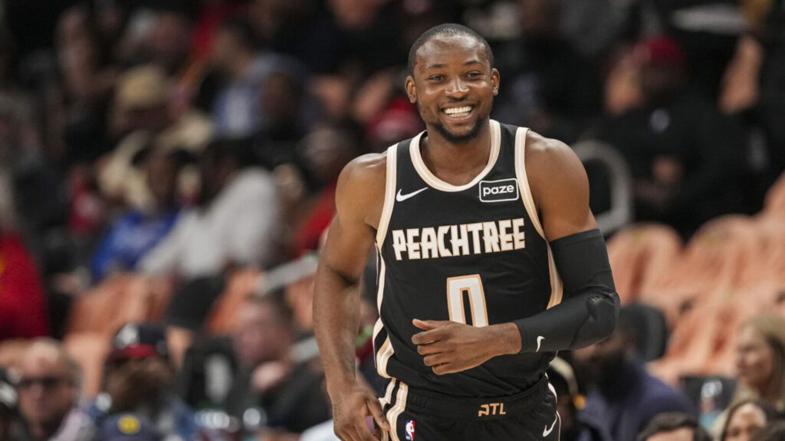 Jonathan Kuminga Throws Down High-Rise Dunk vs Knicks