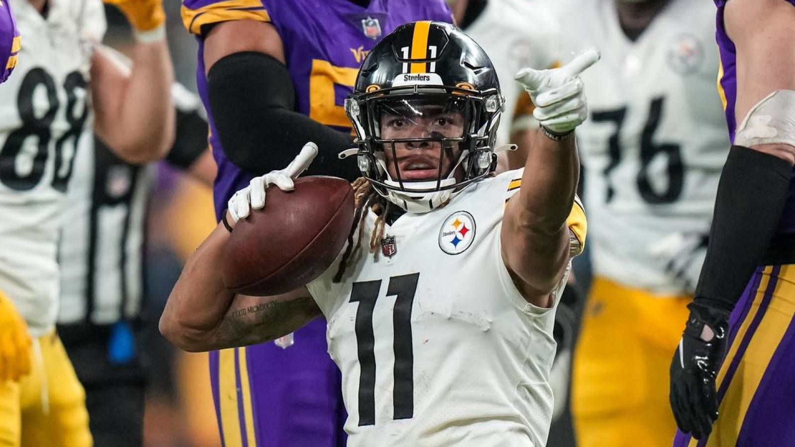 Chase Claypool commits mental mistake at end of loss - Vimarsana News