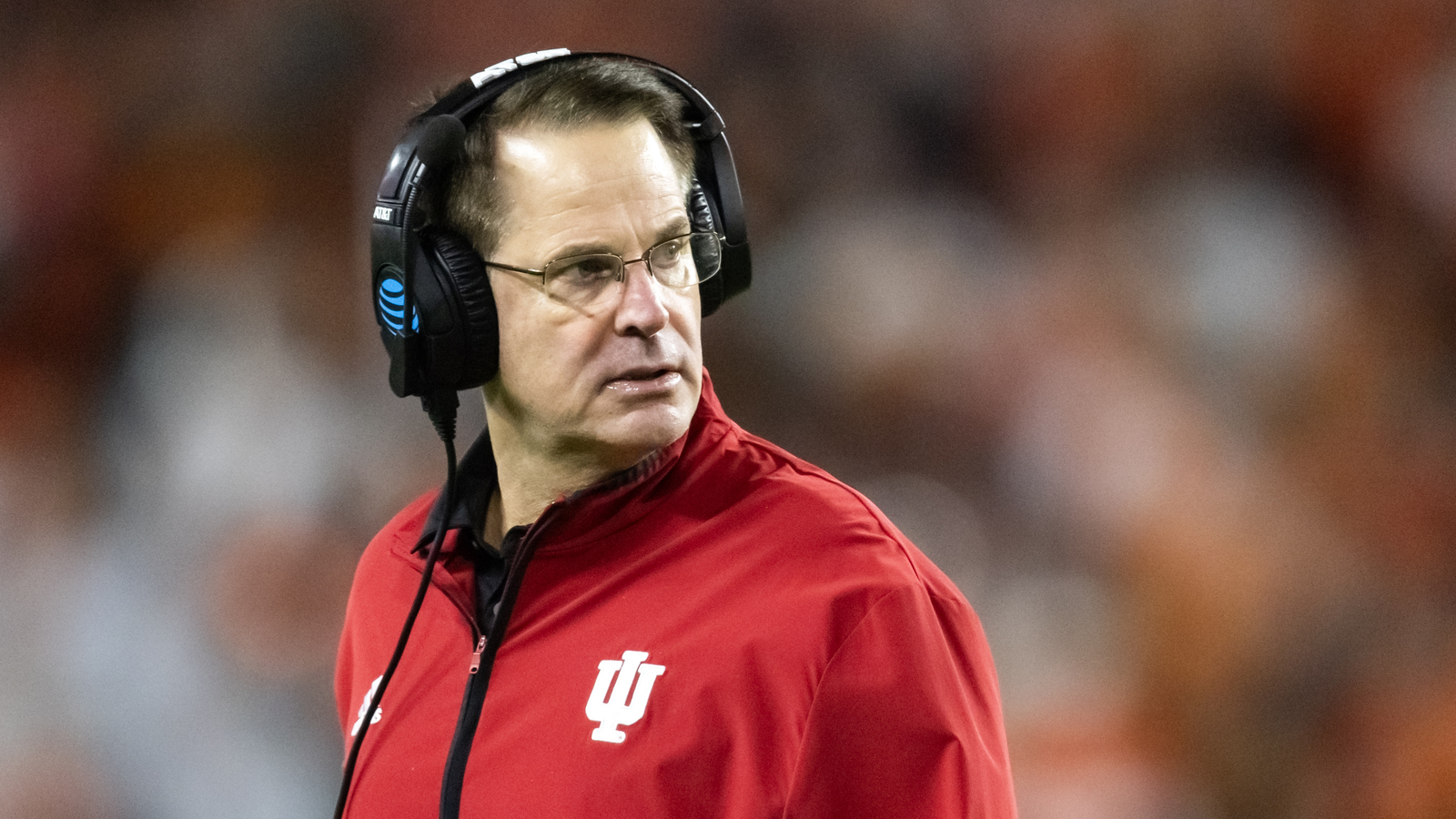 https://www.yardbarker.com/media/f/1/f11994efee09fd56e0875fb4c56aa42041594b49/thumb_16x9/indiana-stay-on-top-college-football-2026.jpg