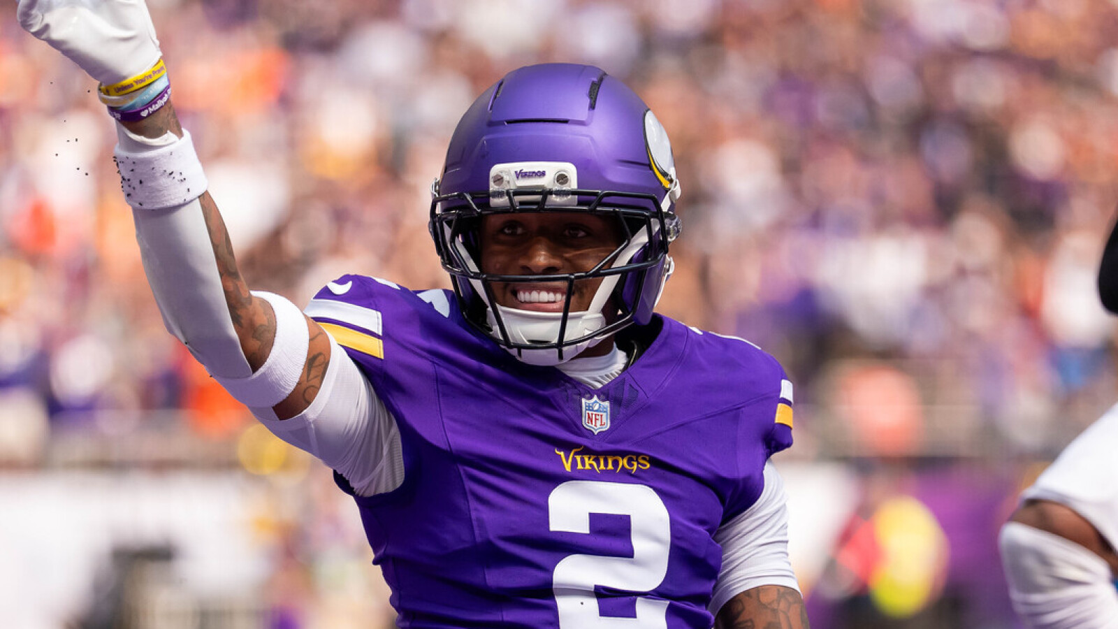 https://www.yardbarker.com/media/f/1/f11b7a5b311e363fcd64fb7c8e19a3b4a44bec27/thumb_16x9/vikings-isaiah-rodgers-headlines-top-five-dst.jpg?v=1