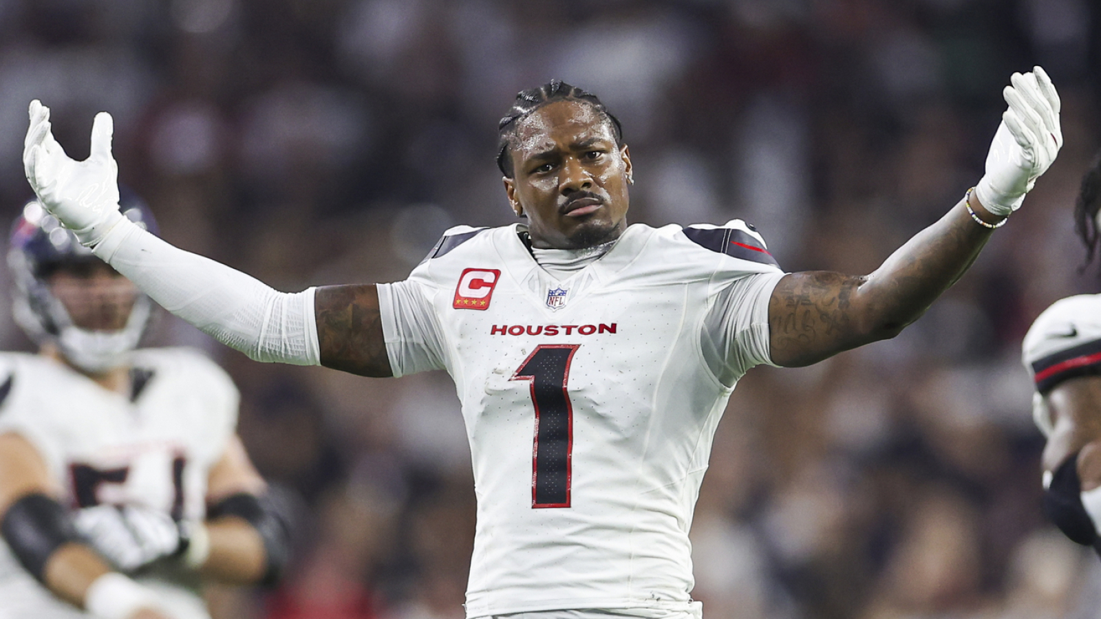 https://www.yardbarker.com/media/f/1/f139aa994d3fb1d4f1e56f7482fc57d3fb9918a0/thumb_16x9/nfl-yearly-receiving-yards-leaders-super-bowl-era.jpg?v=1