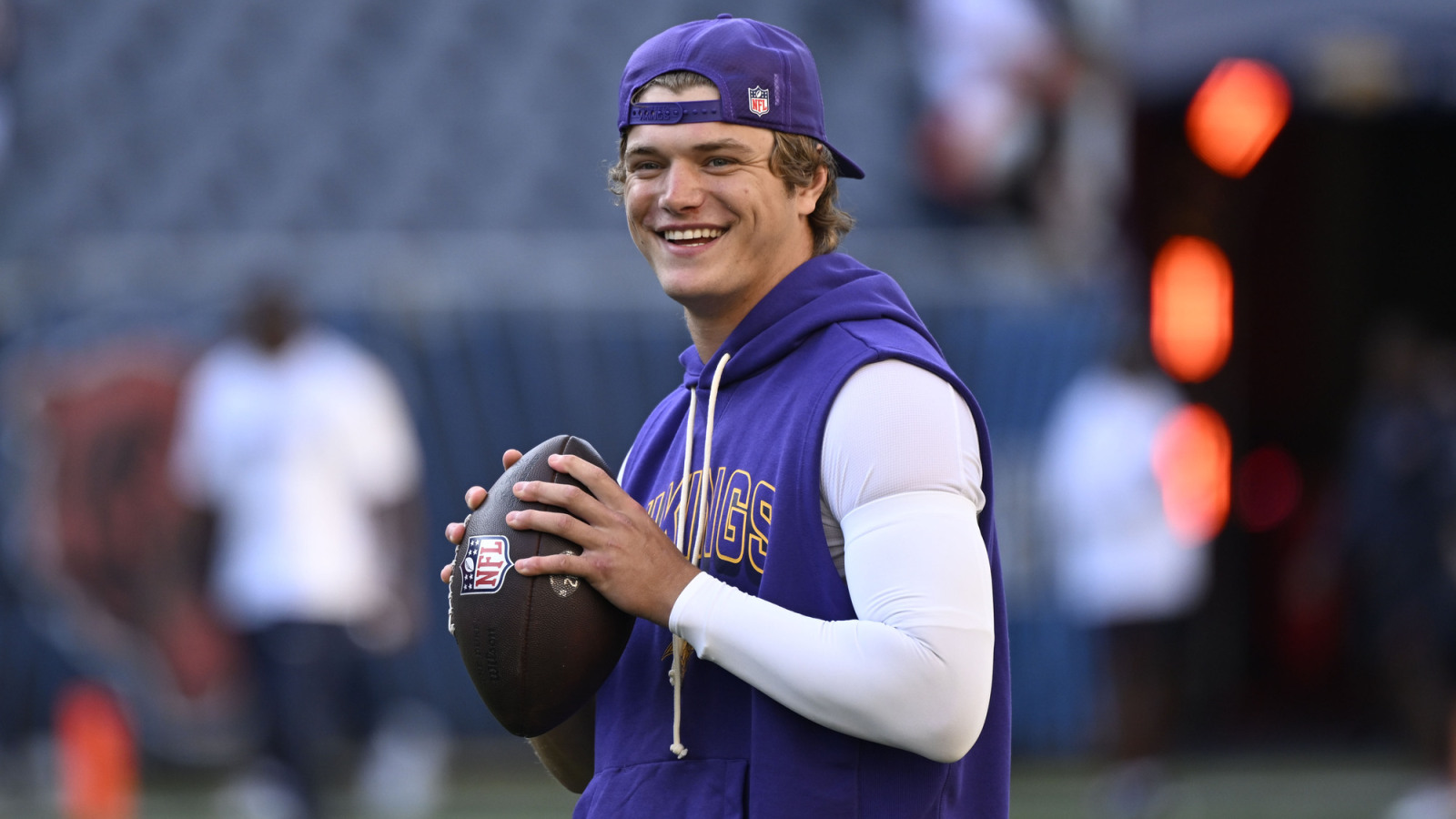 https://www.yardbarker.com/media/f/1/f153eff43b4540fc9c557ae311c1706481f3dad6/thumb_16x9/oconnell-confirms-mccarthy-plan-vikings-blowout.jpg?v=1