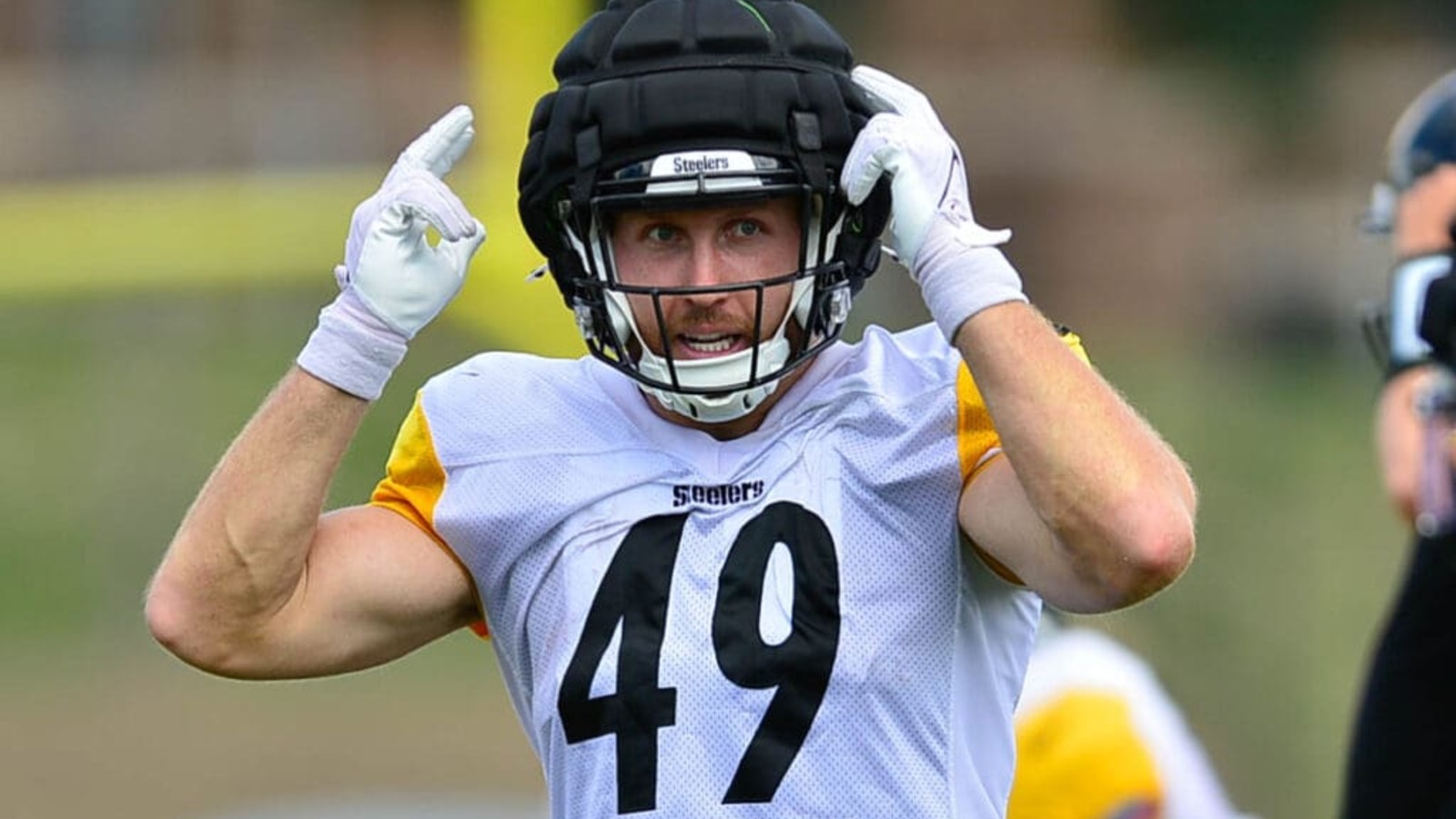 Steelers Release Tight End after Just One Week with Team Yardbarker