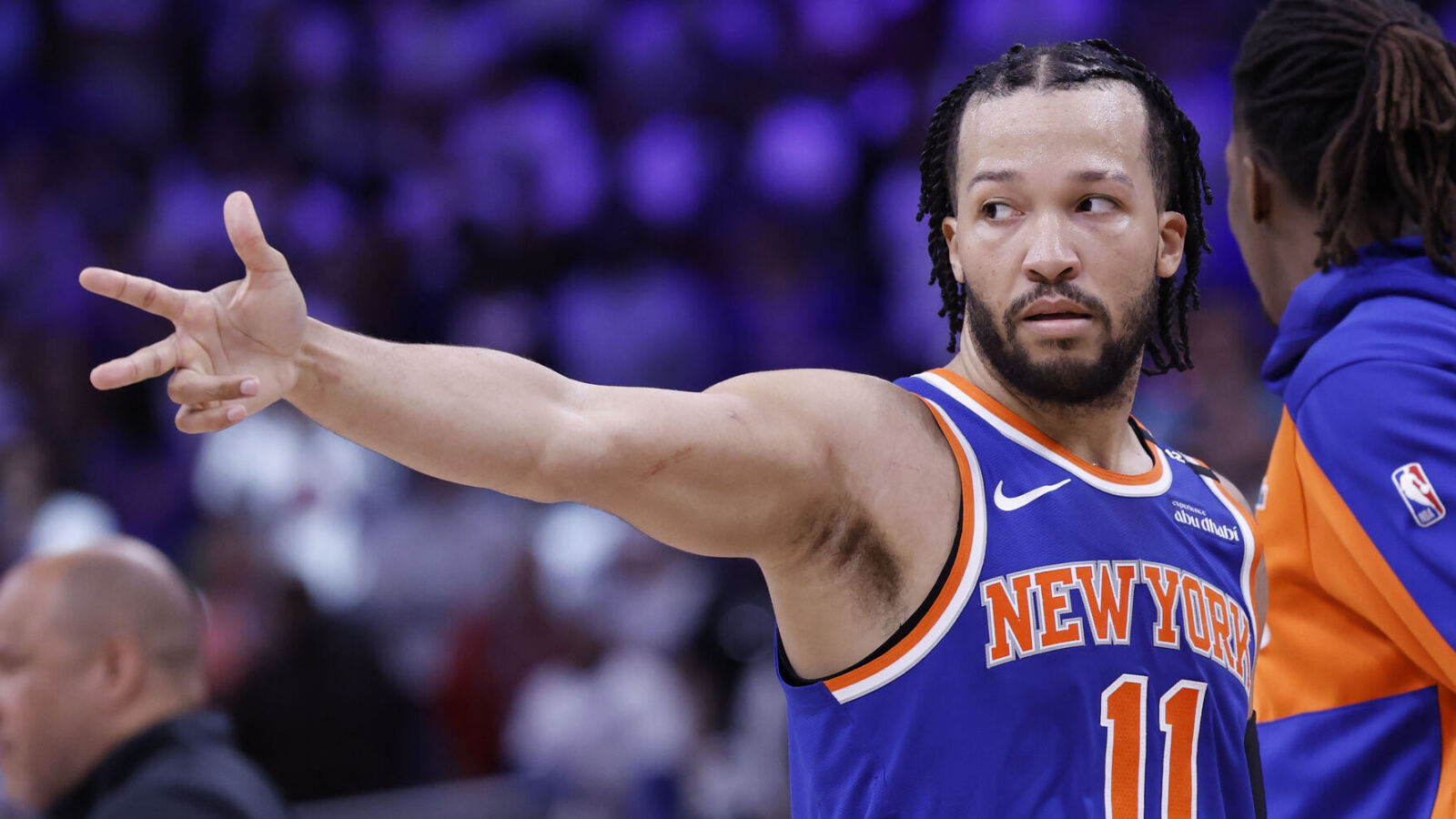 https://www.yardbarker.com/media/f/1/f1a0d7fae2552e5e87b7dbd3e3173590cbd79605/thumb_16x9/jalen-brunsons-heroics-further-his-case-as.jpg?v=1