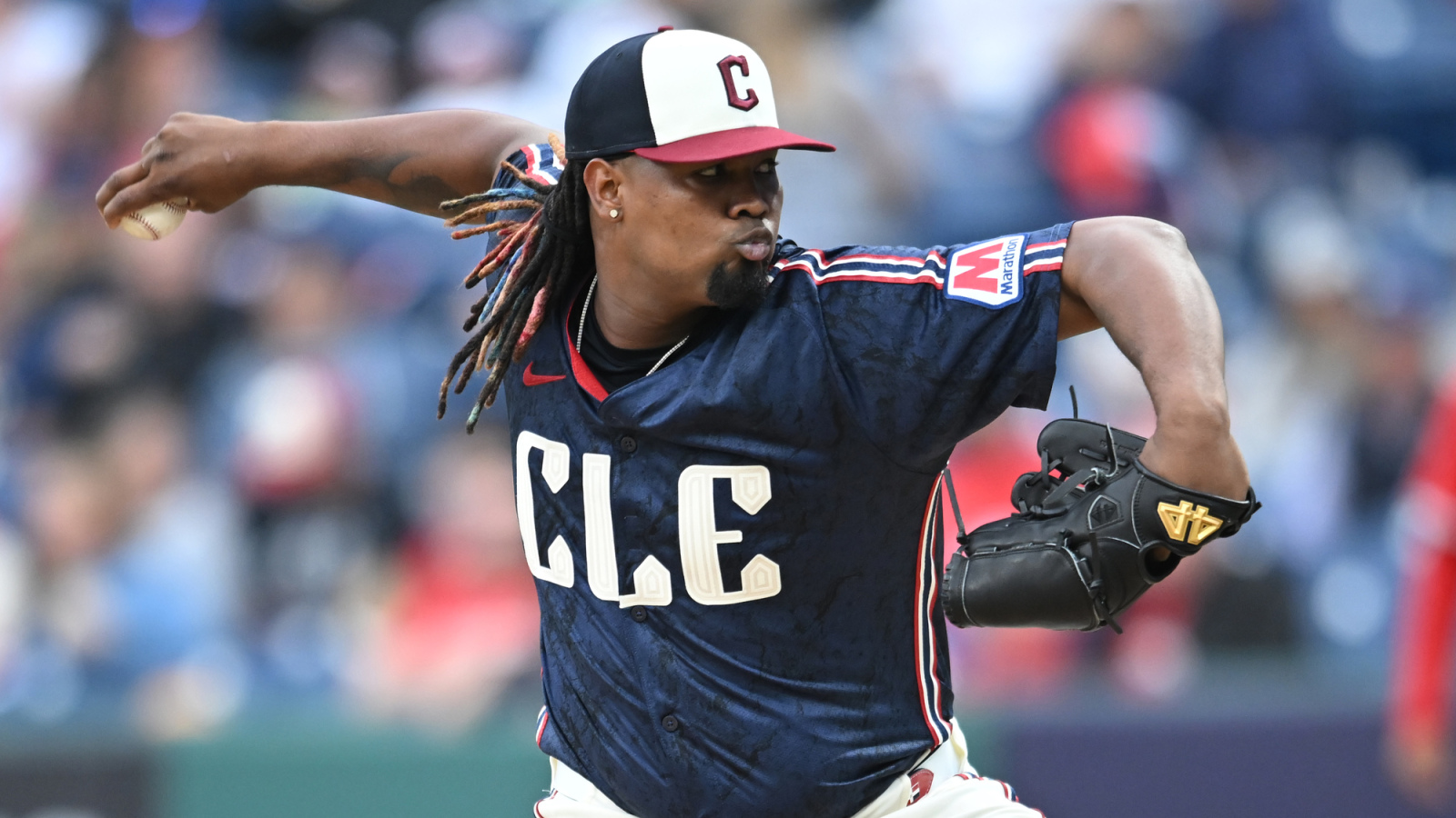https://www.yardbarker.com/media/f/1/f1ab363b86a561b5bb3a13fcaa88bf441129d60f/thumb_16x9/30-2025-cleveland-ohio-usa-cleveland-guardians.jpg?v=1